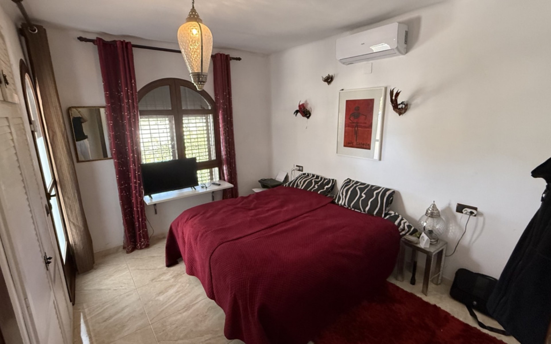 Resale - Villa - Villamartin