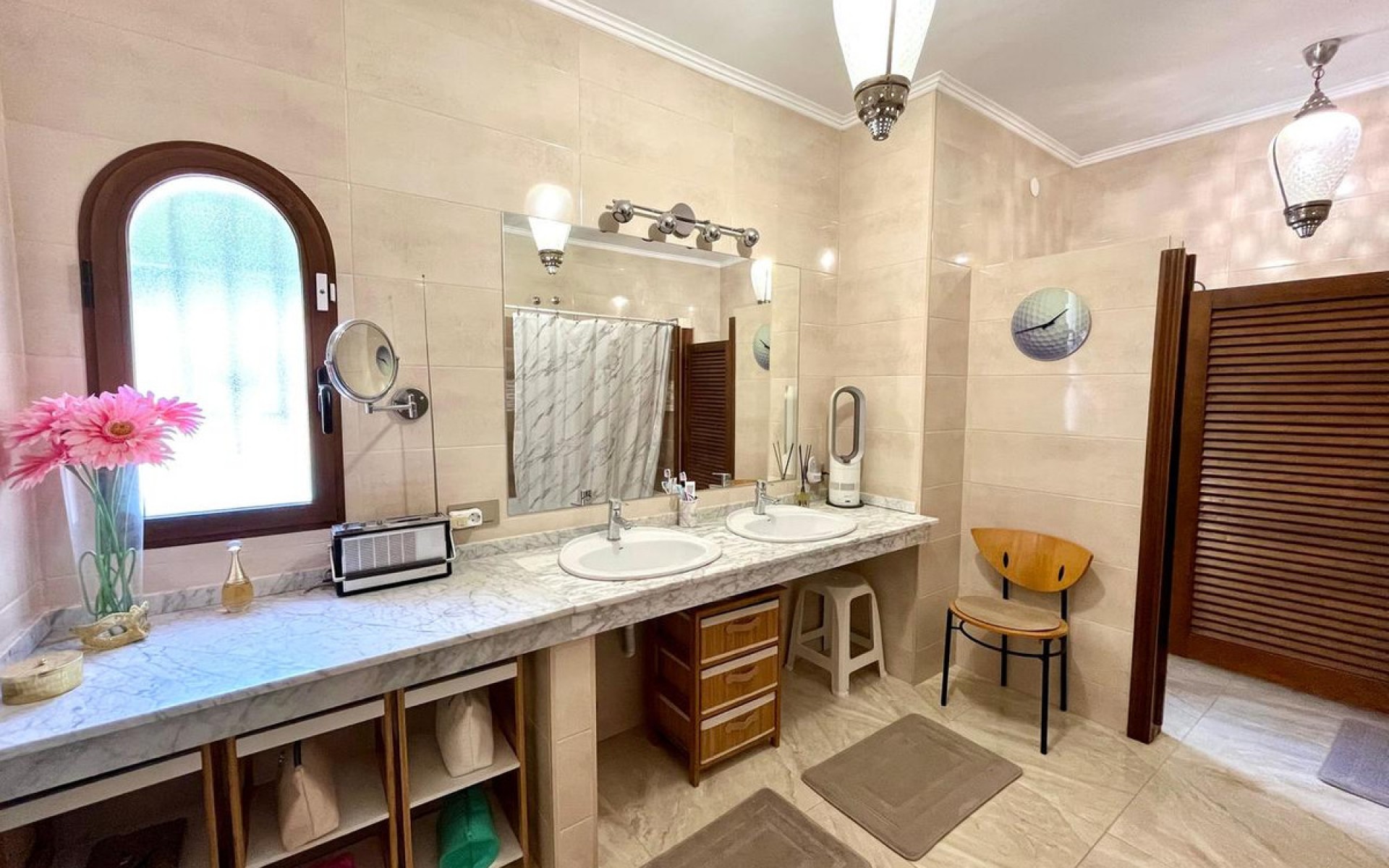 Resale - Villa - Villamartin