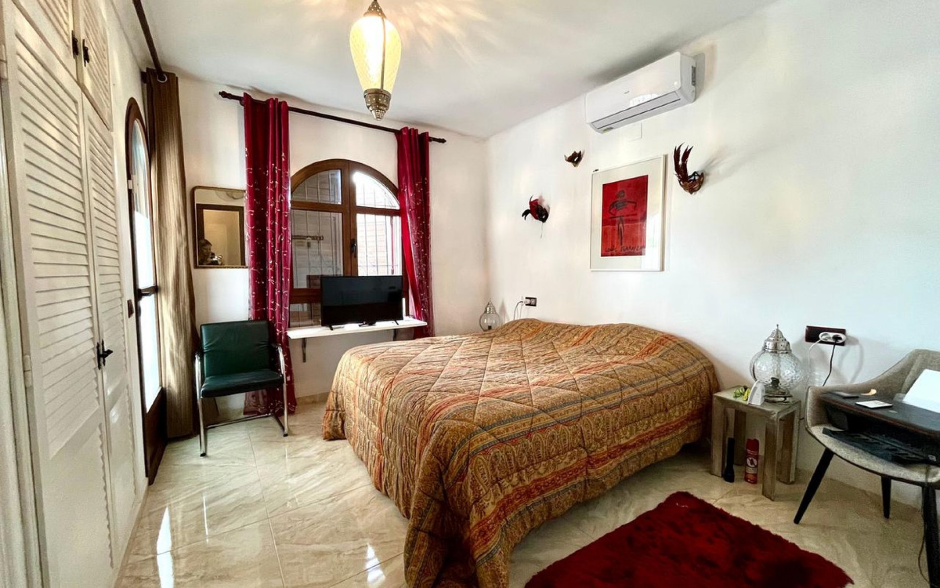 Resale - Villa - Villamartin