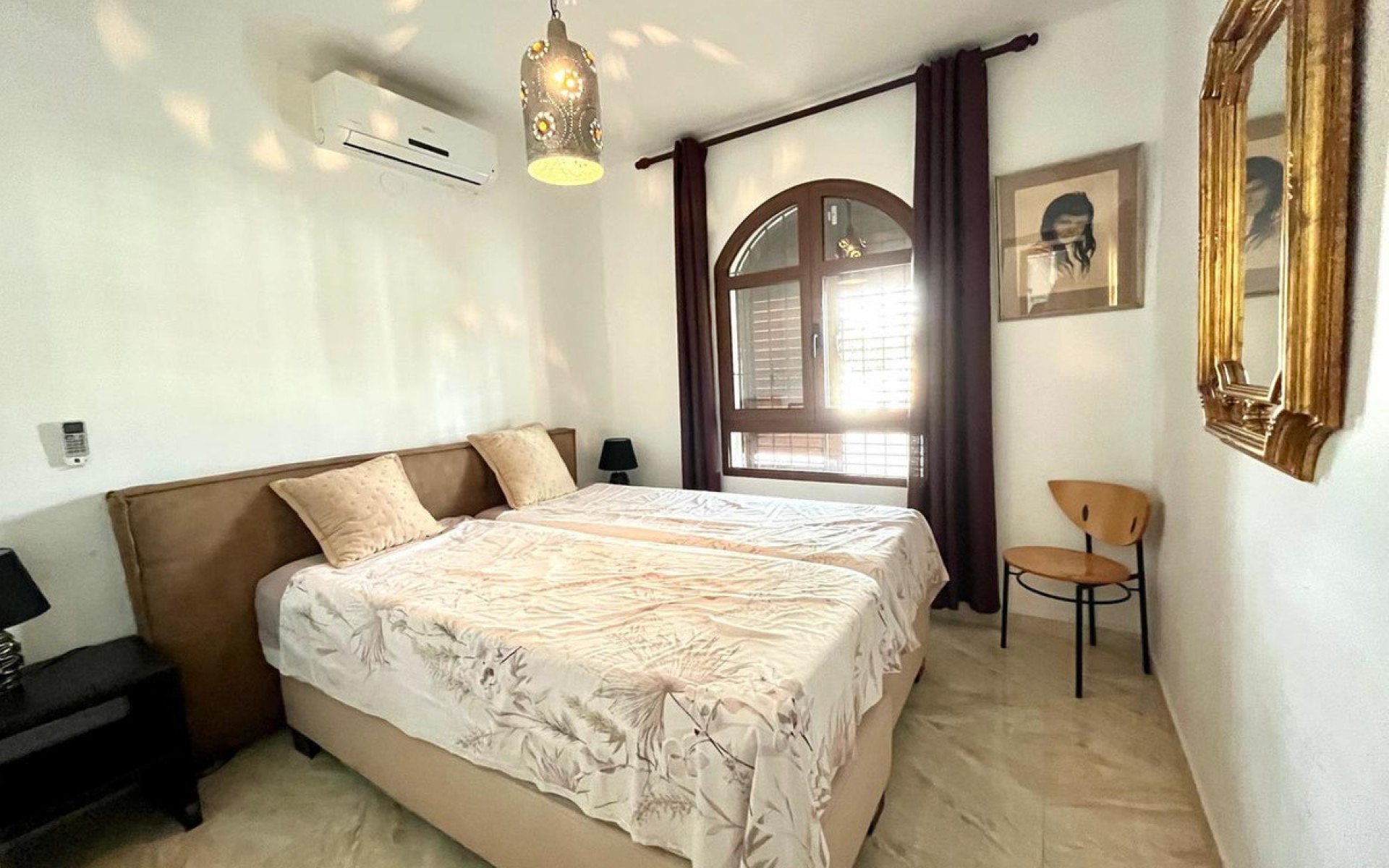 Resale - Villa - Villamartin