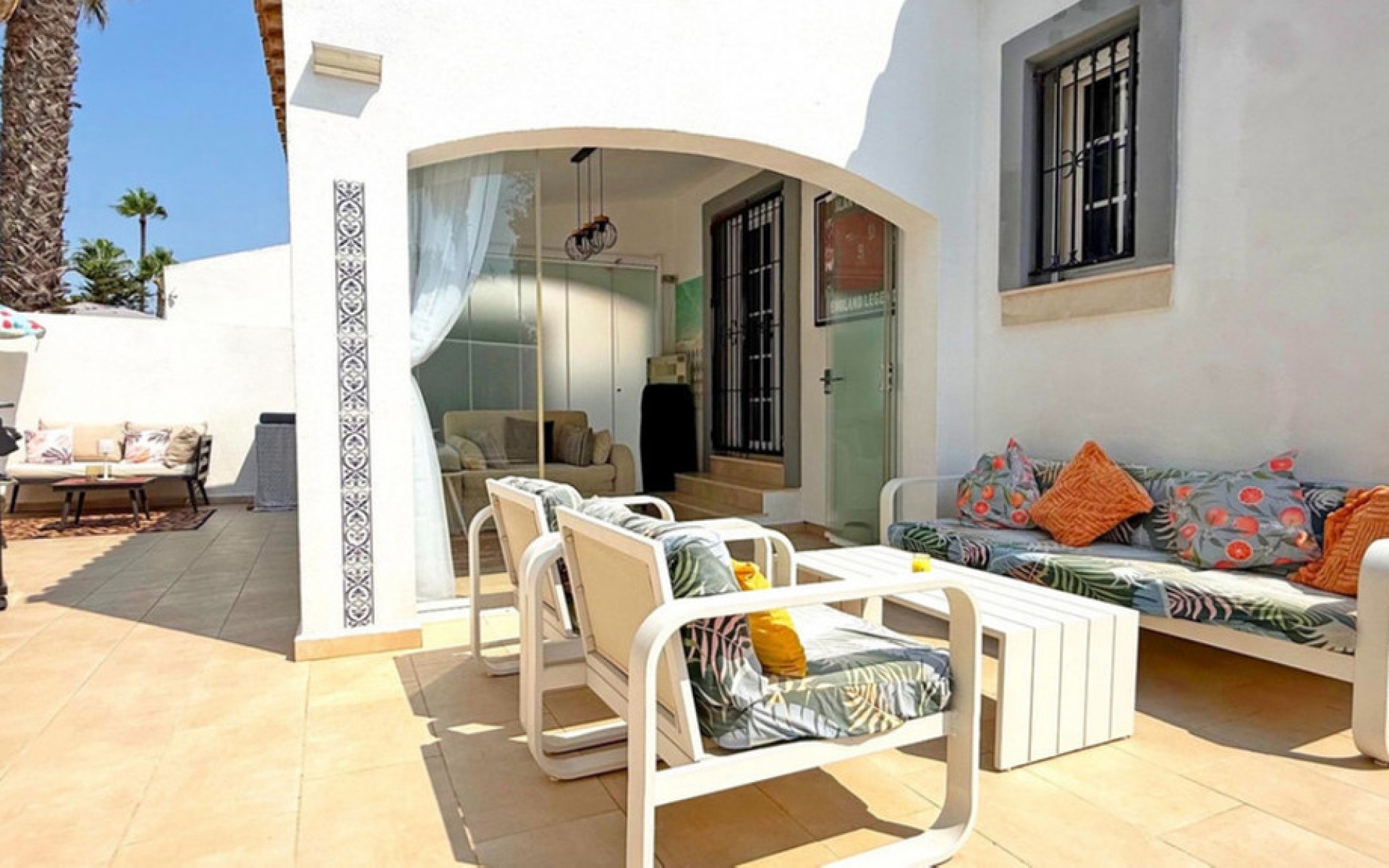 Resale - Villa - Villamartin