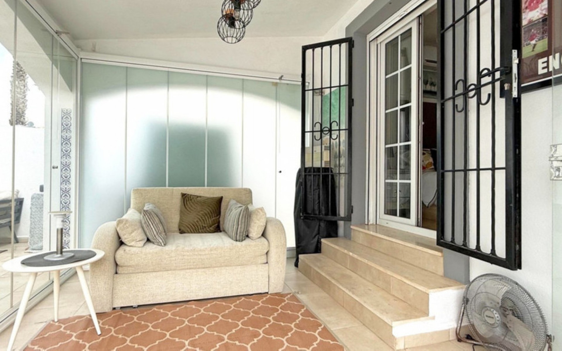 Resale - Villa - Villamartin