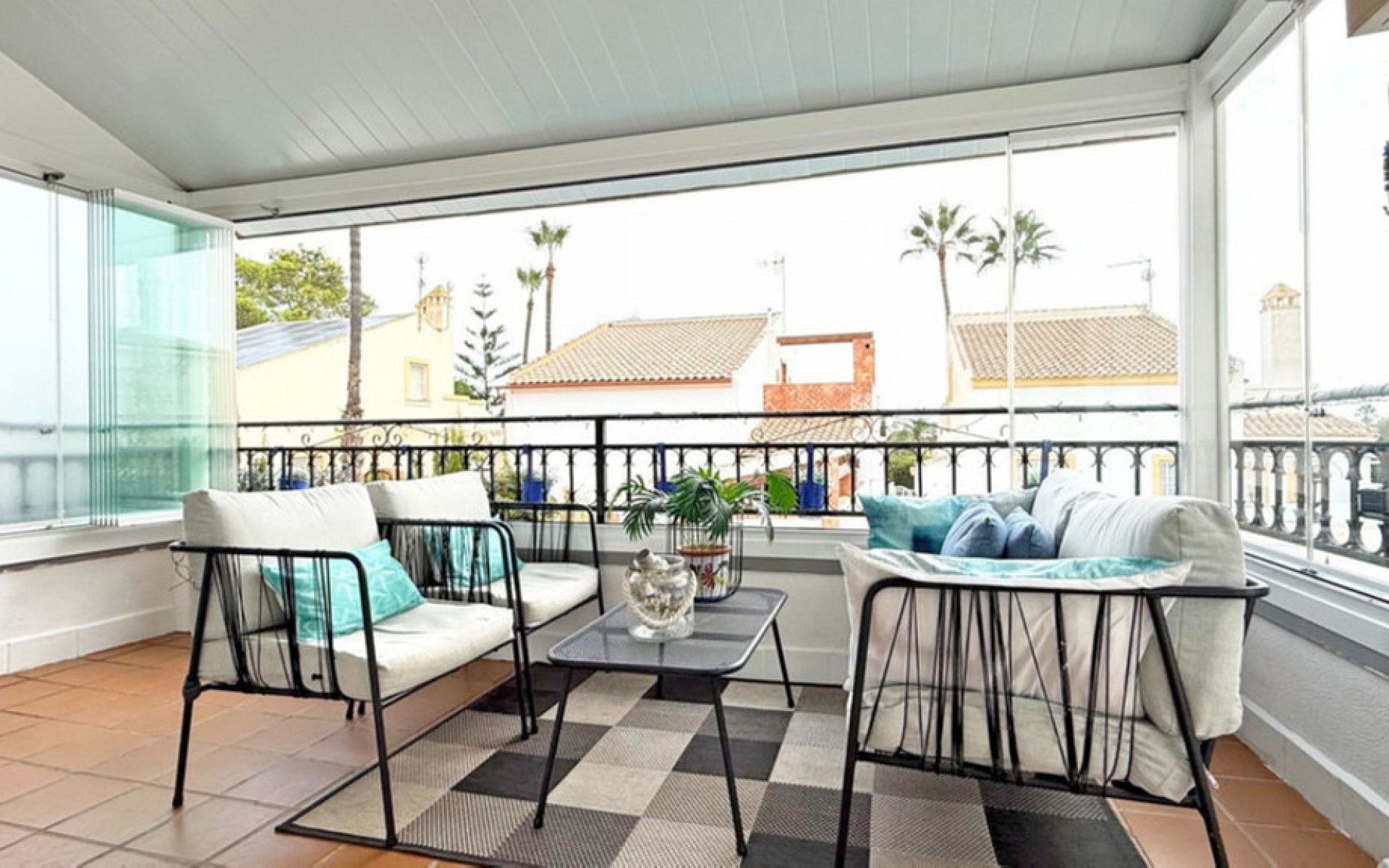 Resale - Villa - Villamartin