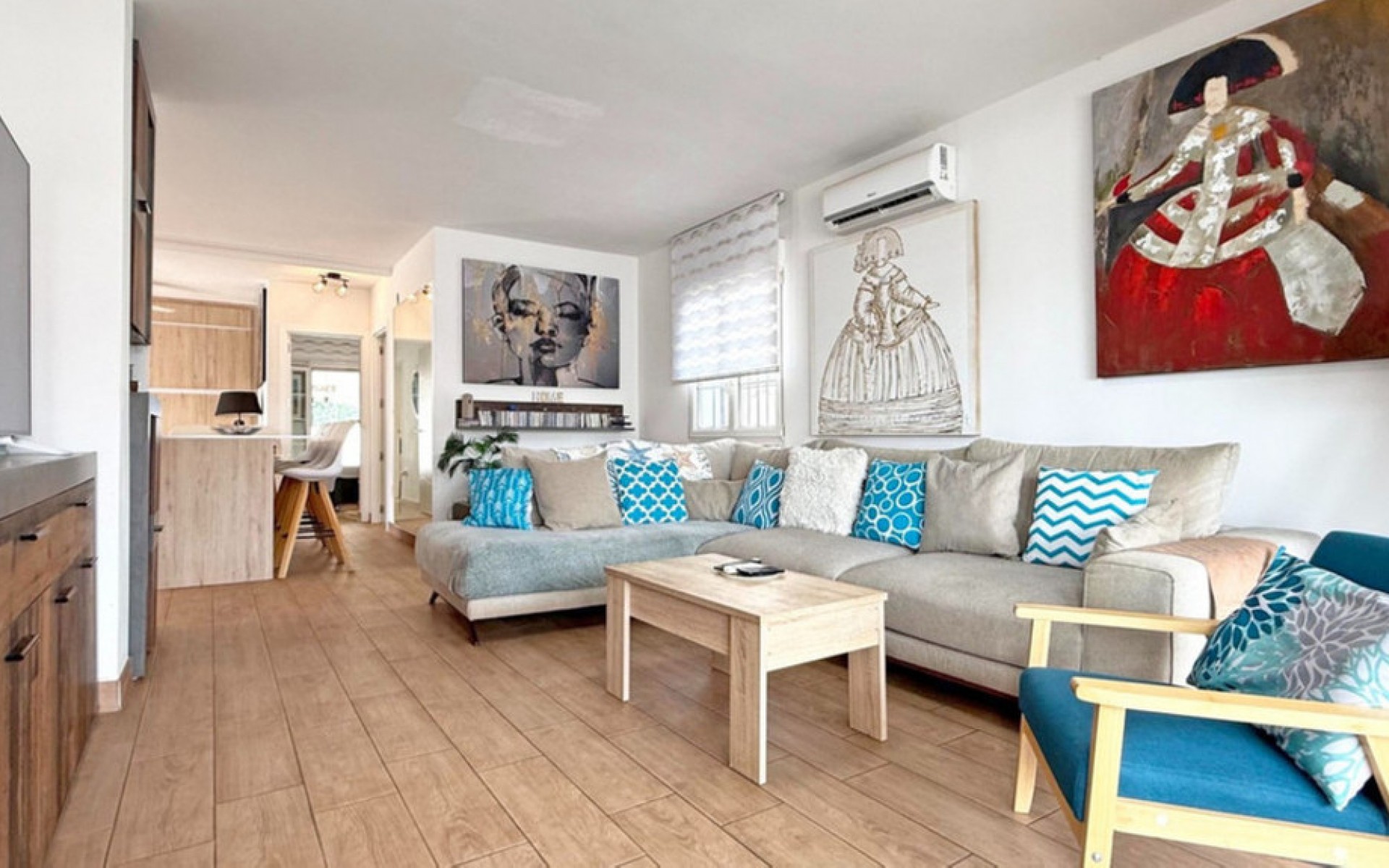 Resale - Villa - Villamartin