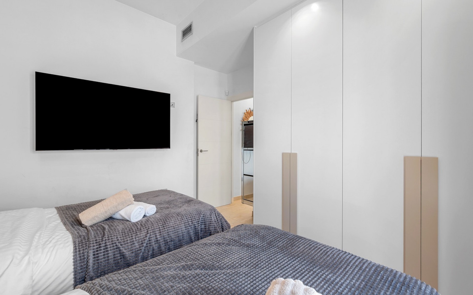 Resale - Villa - Villamartin