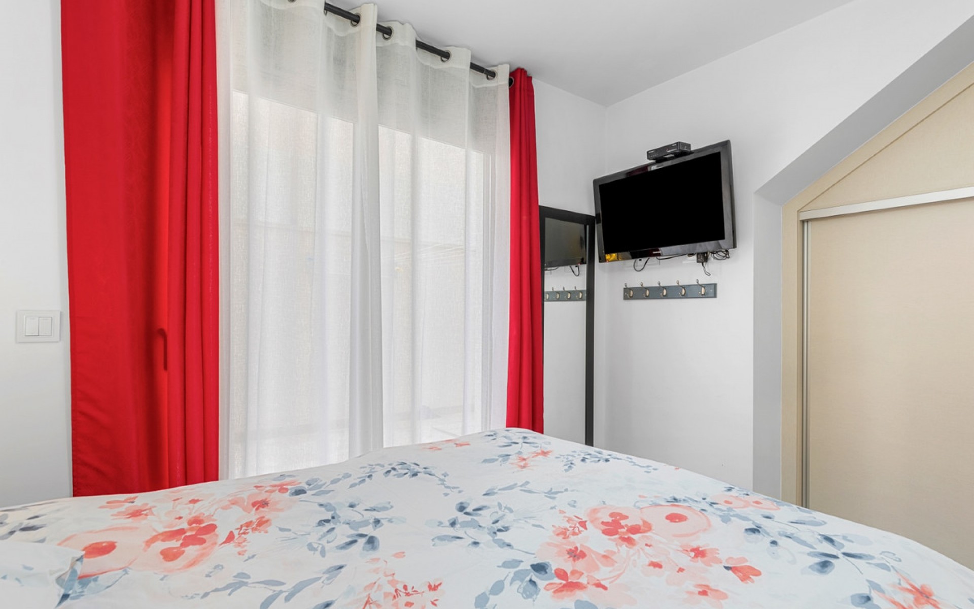 Resale - Villa - Villamartin