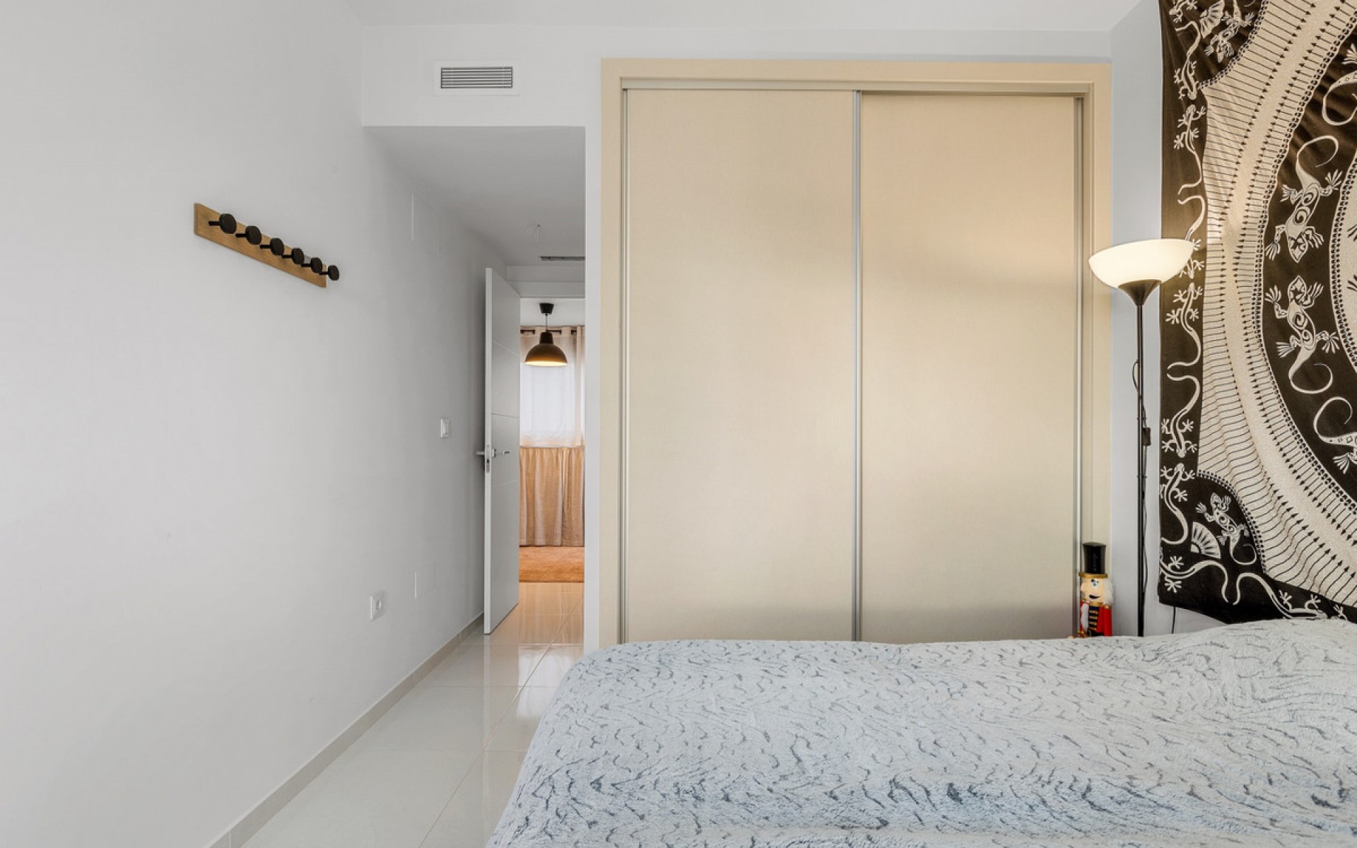 Resale - Villa - Villamartin