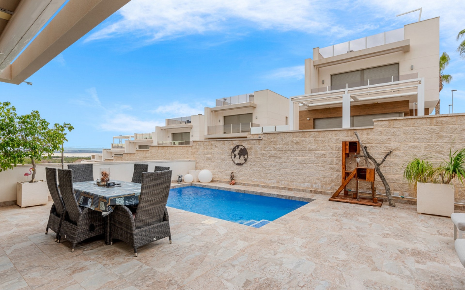Resale - Villa - Villamartin