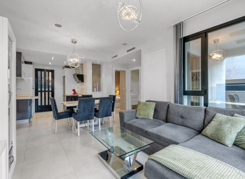 Resale - Villa - Villamartin