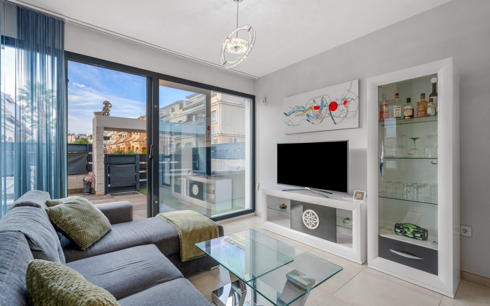 Resale - Villa - Villamartin