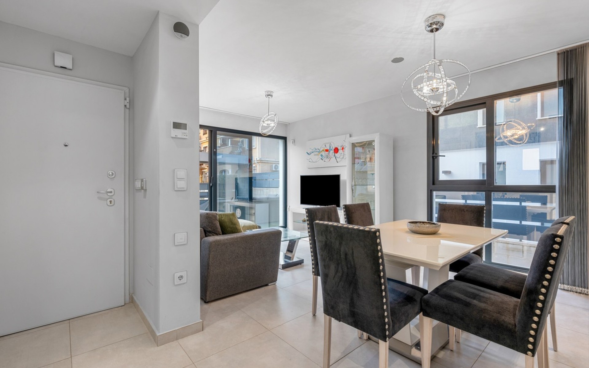 Resale - Villa - Villamartin