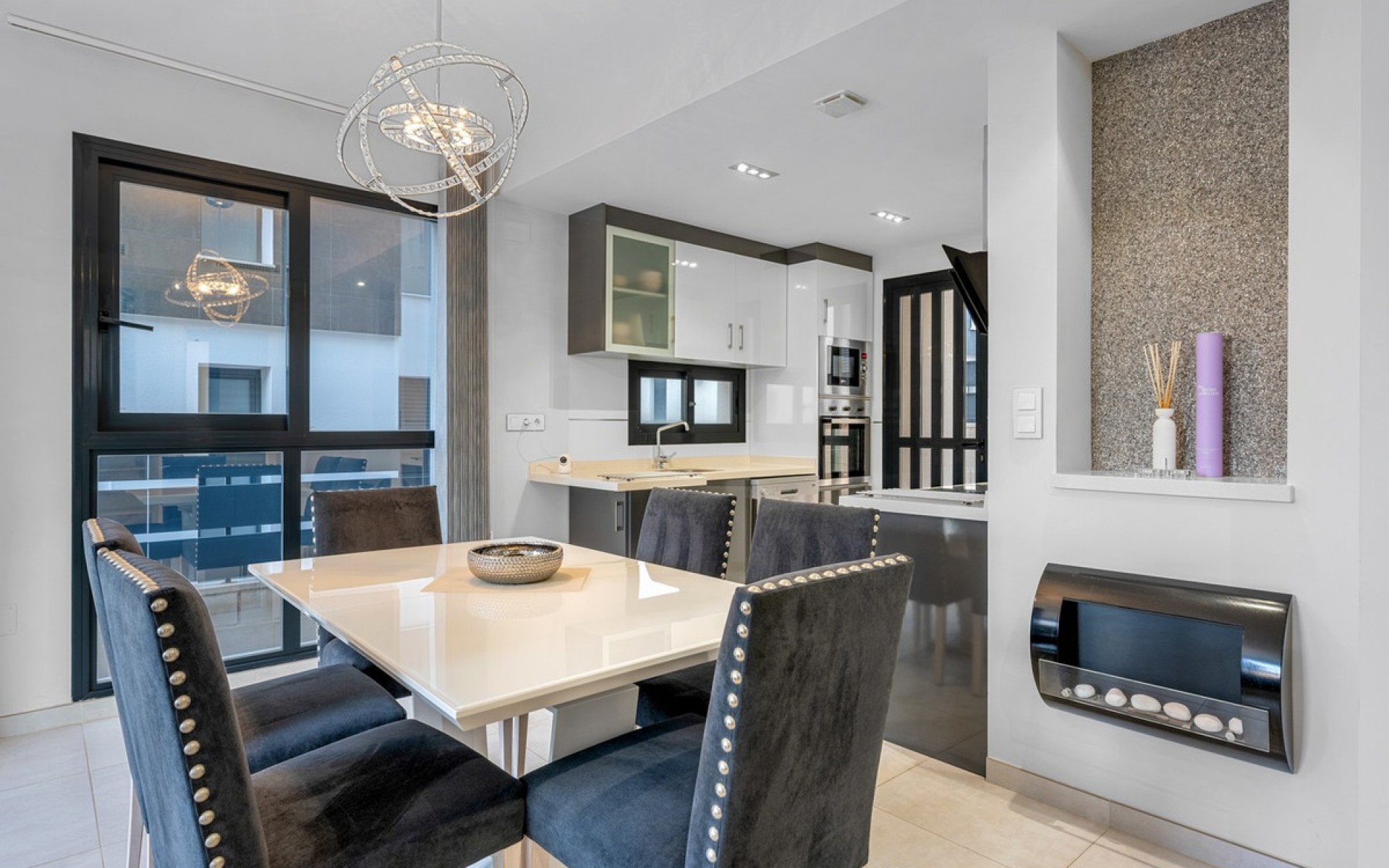 Resale - Villa - Villamartin