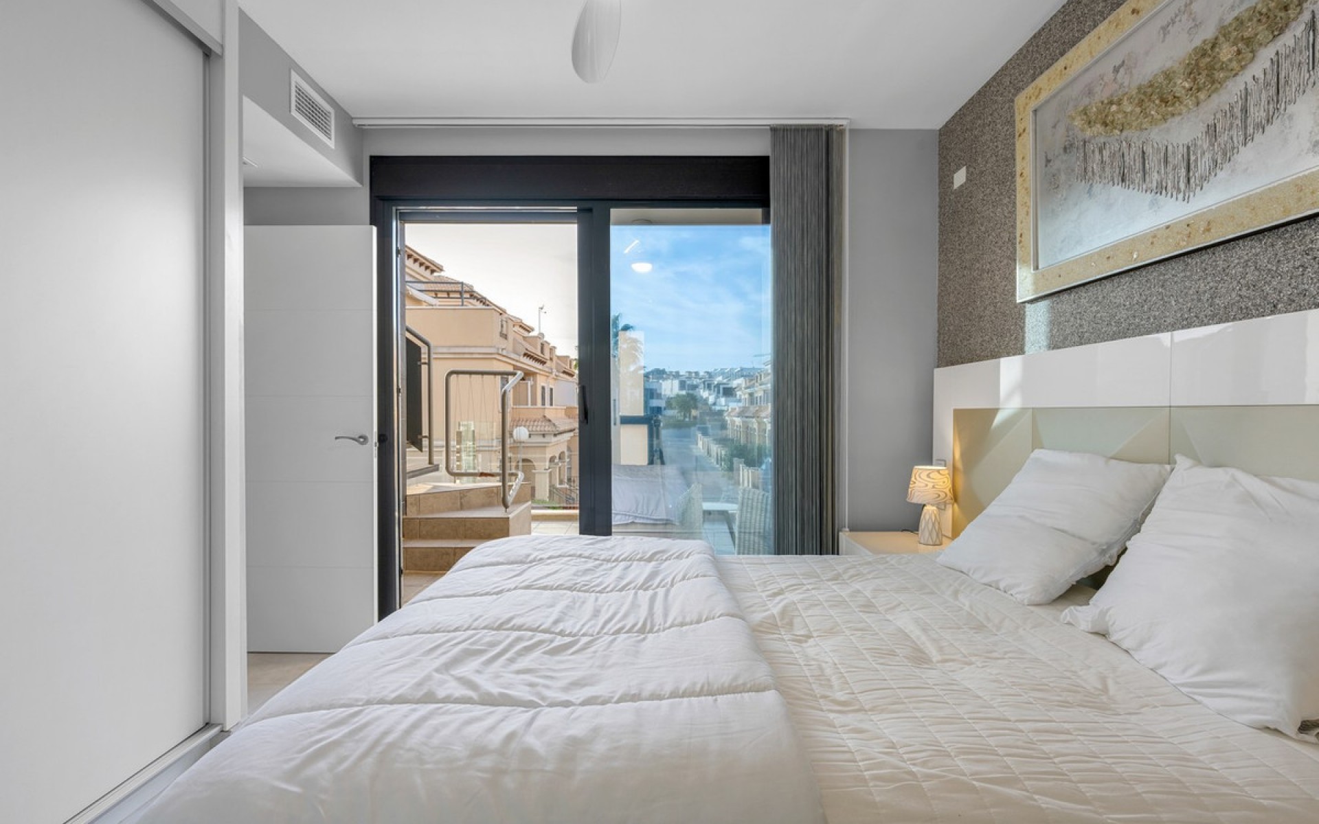 Resale - Villa - Villamartin