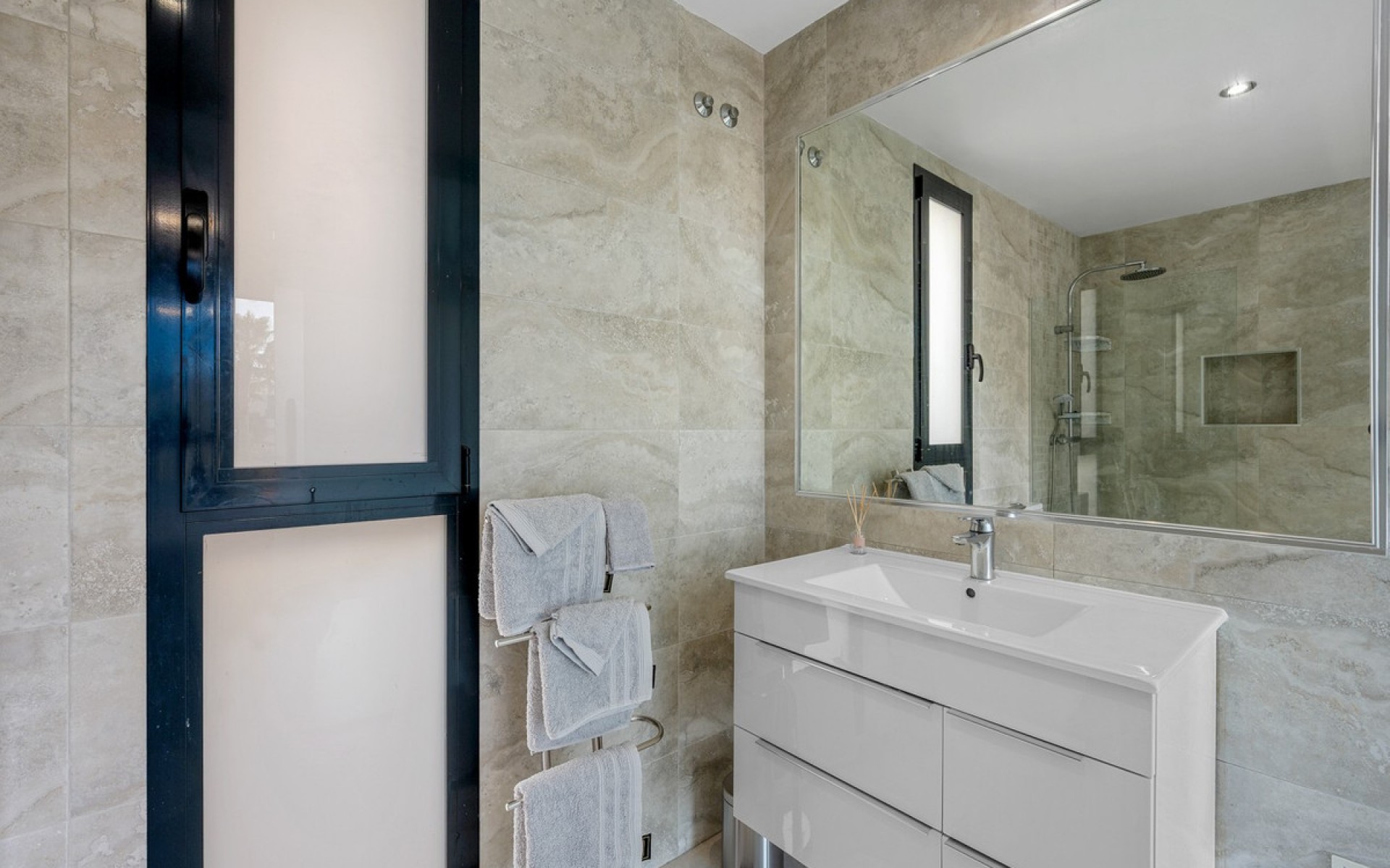 Resale - Villa - Villamartin