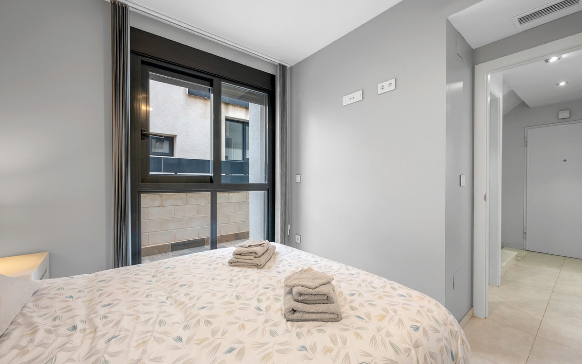 Resale - Villa - Villamartin