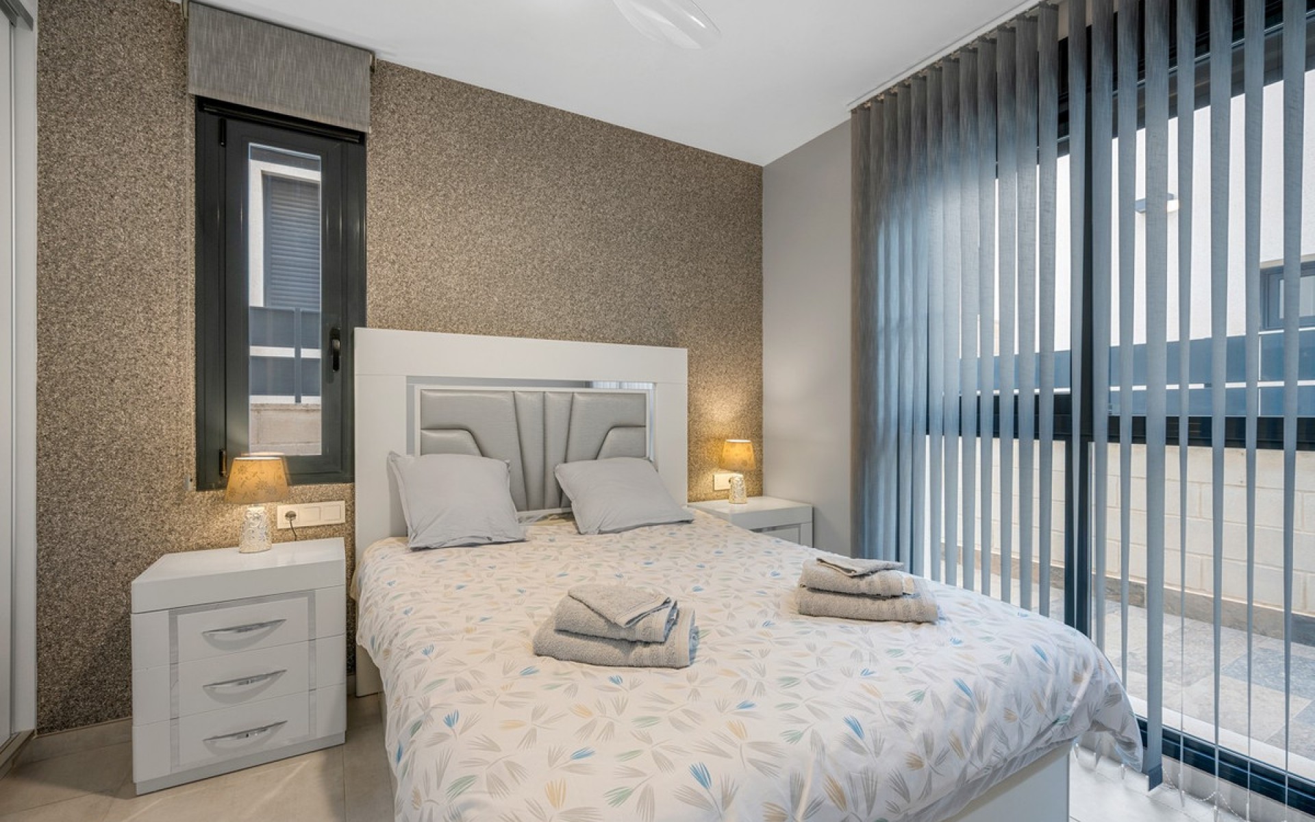 Resale - Villa - Villamartin