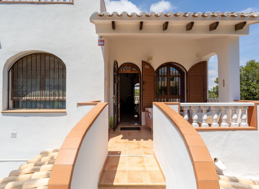 Resale - Villa - Villamartin