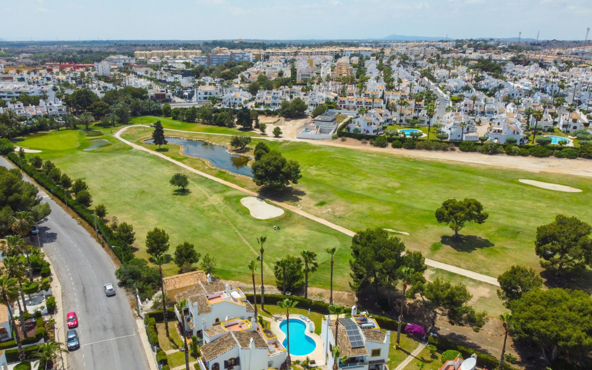 Resale - Villa - Villamartin