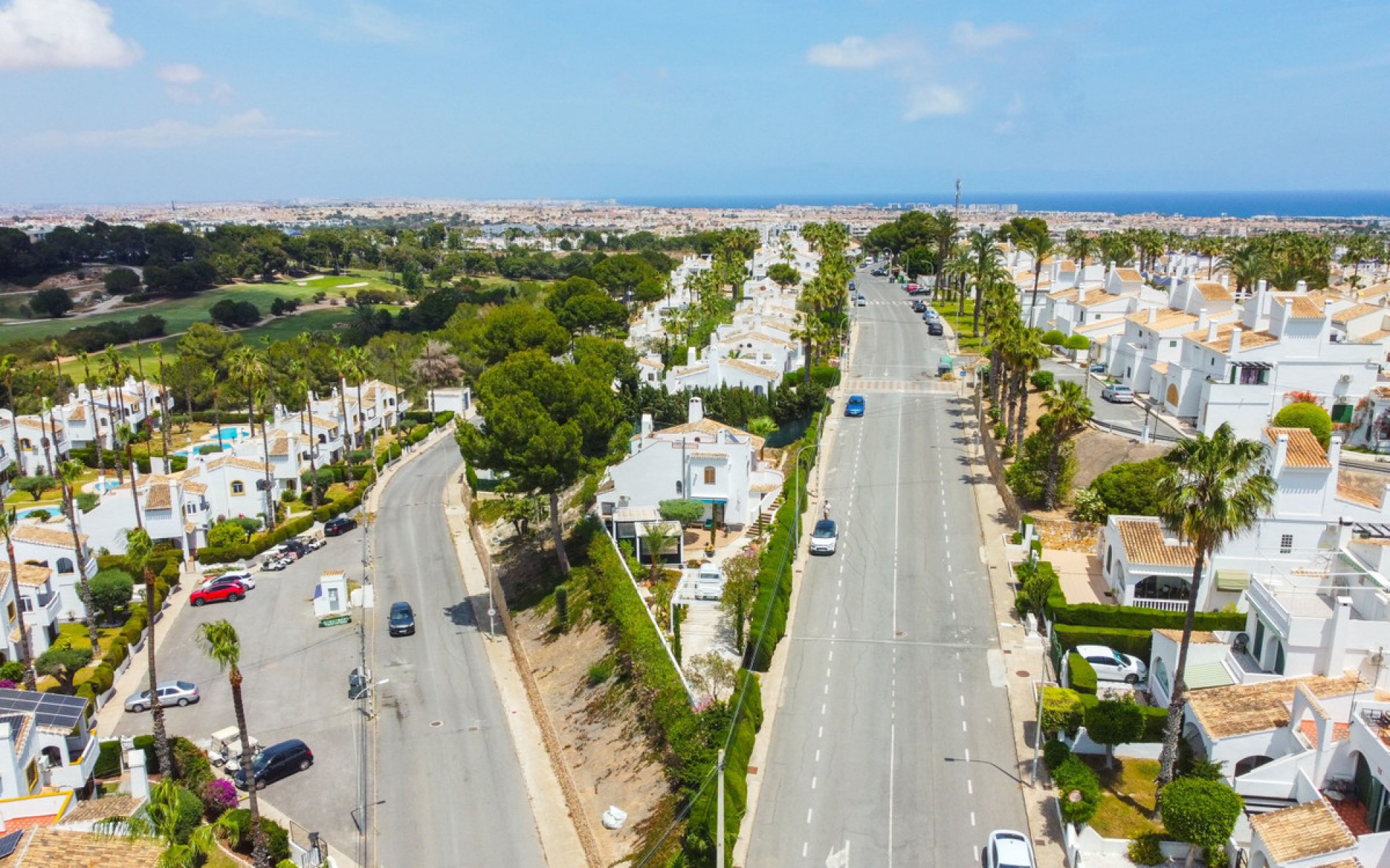 Resale - Villa - Villamartin