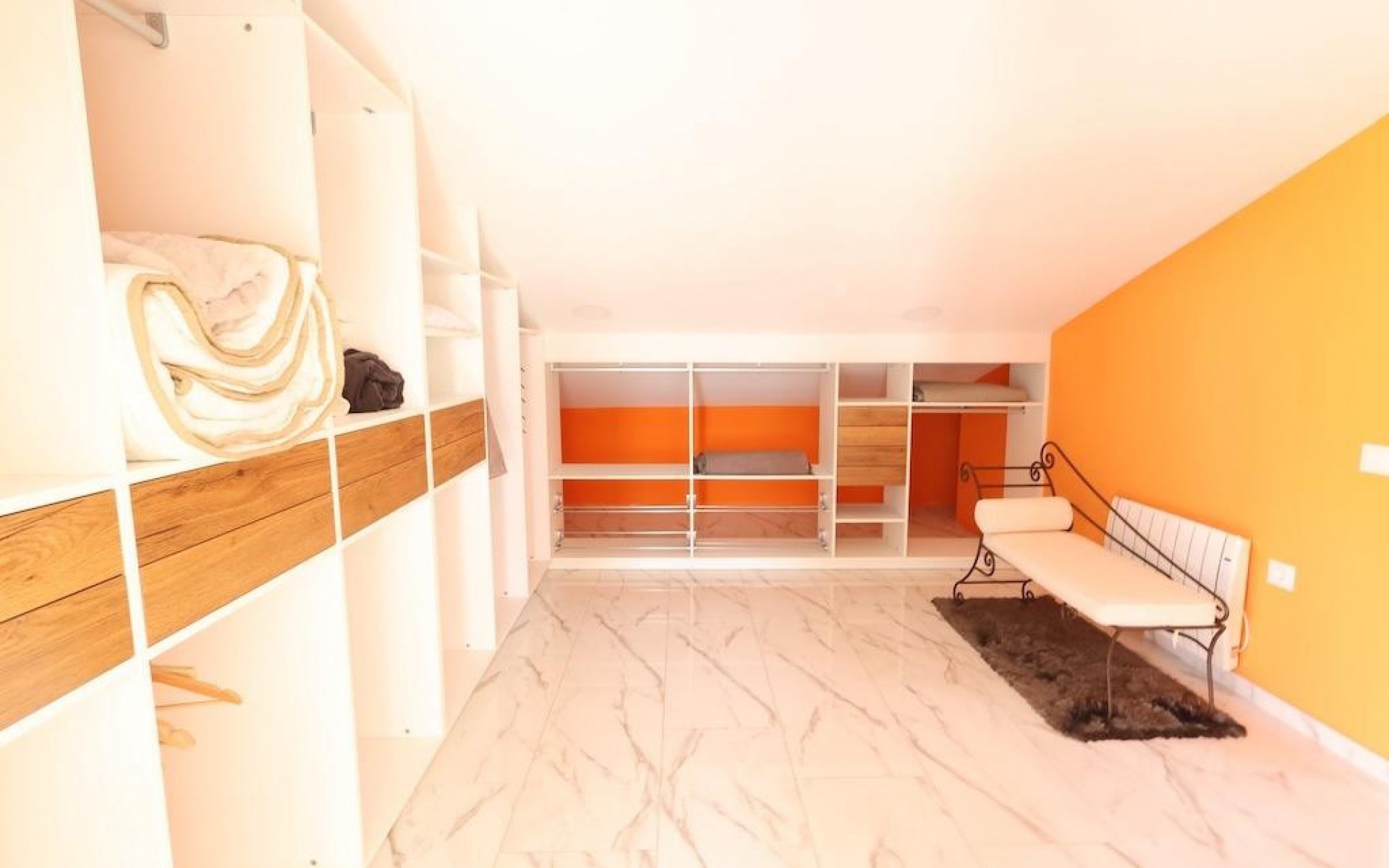 Resale - Villa - Villamartin