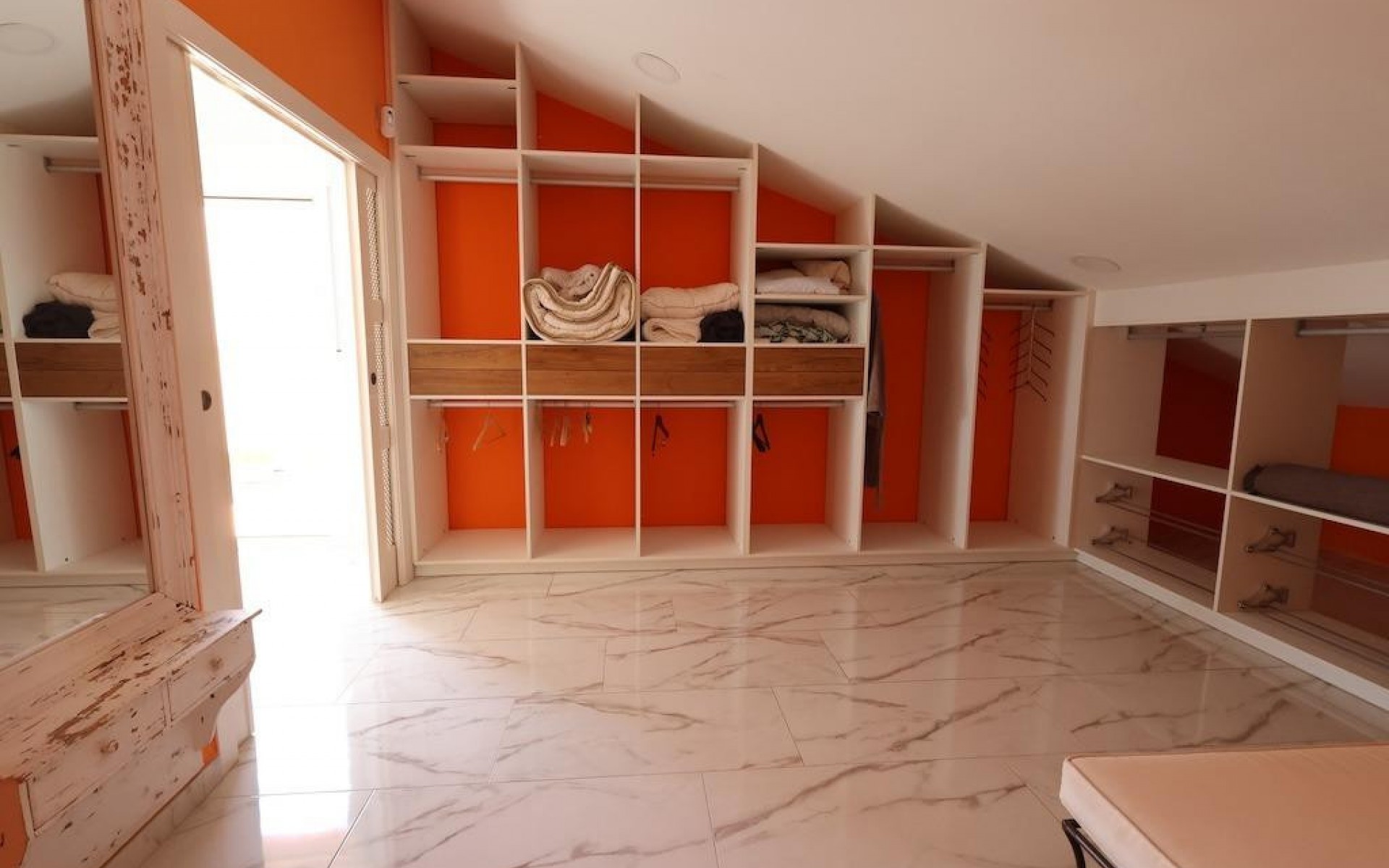 Resale - Villa - Villamartin