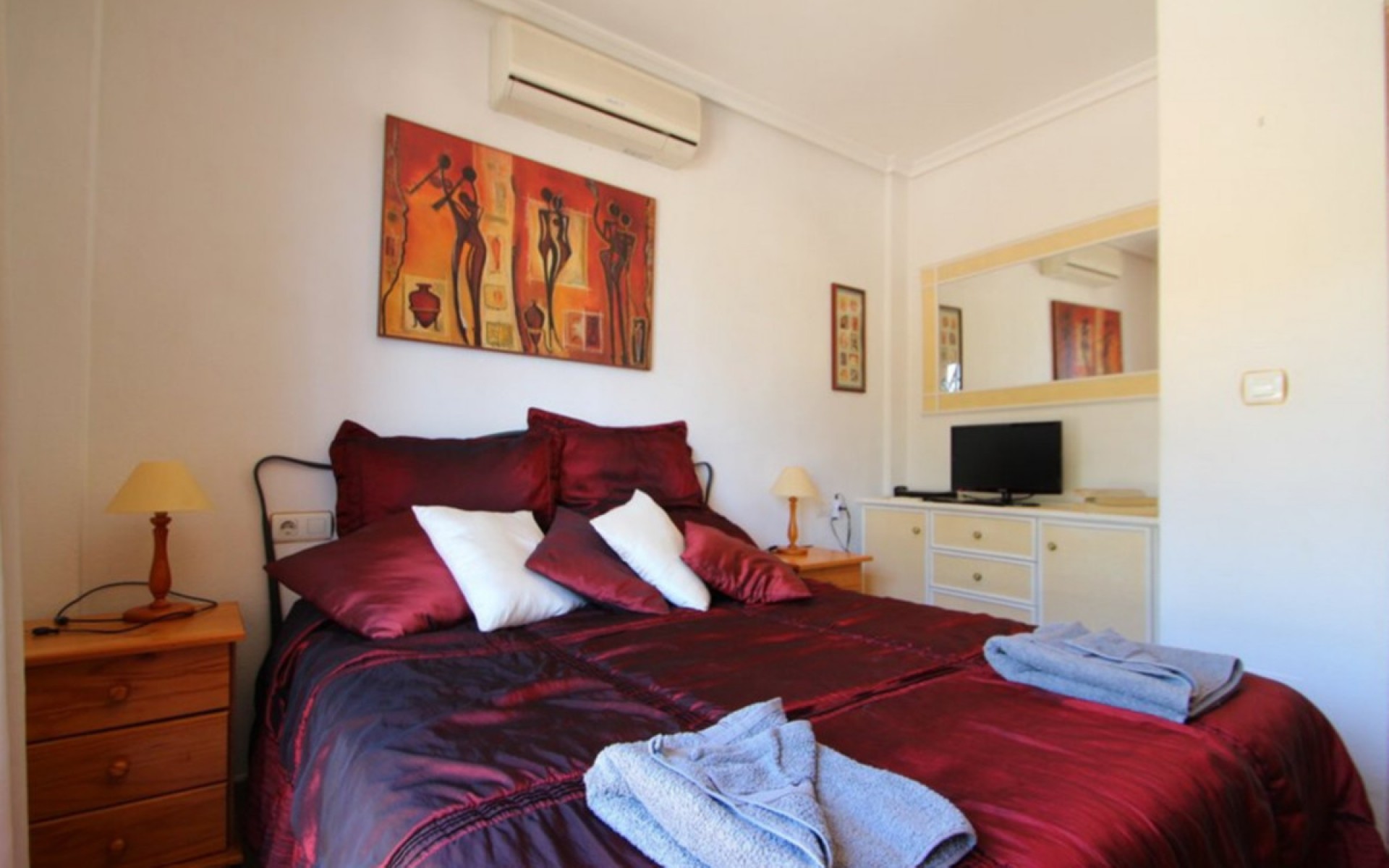 Resale - Villa - Villamartin