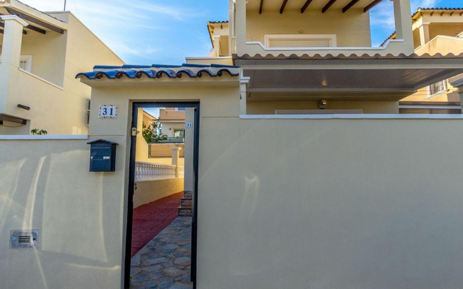 Resale - Villa - Villamartin
