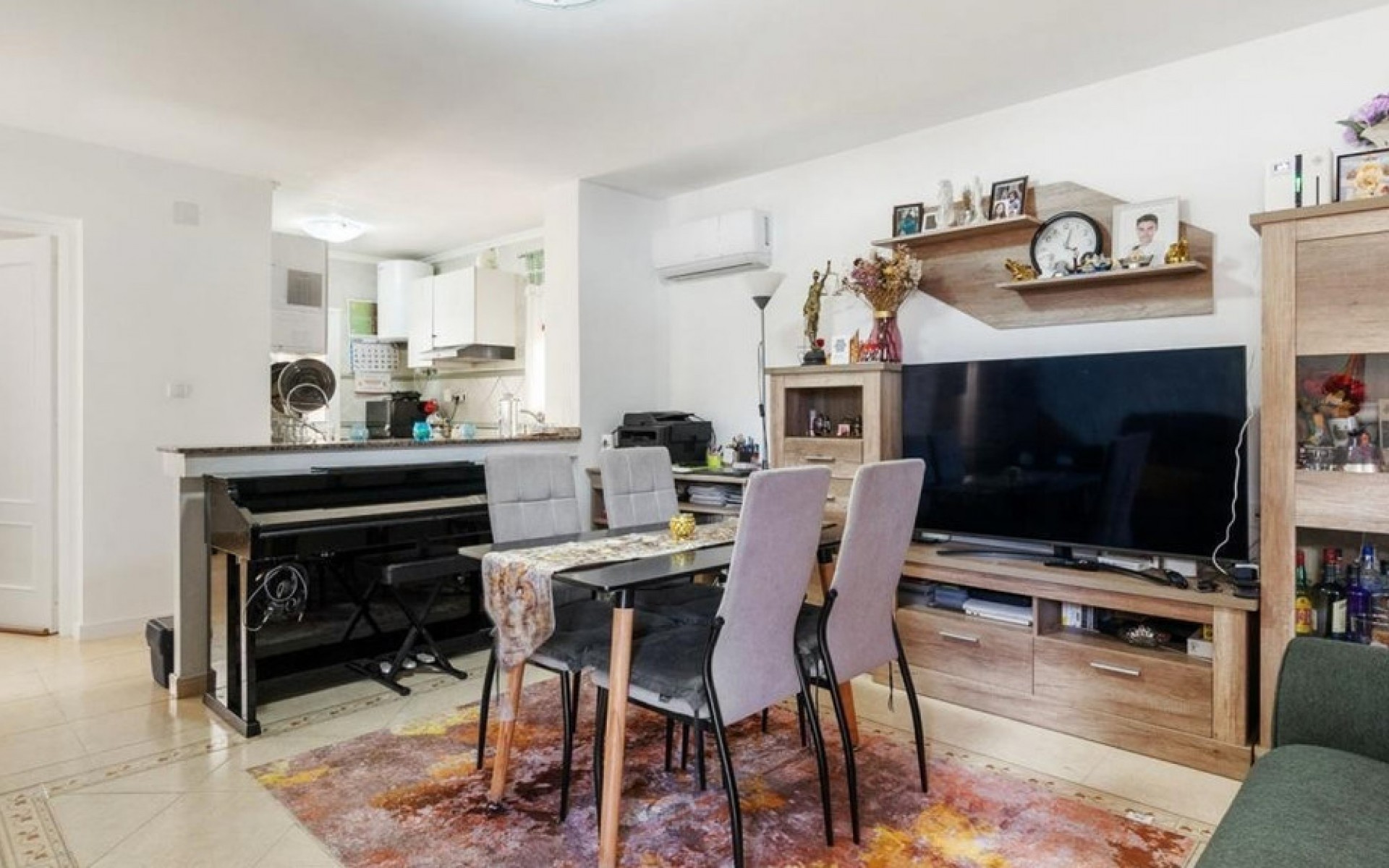 Resale - Villa - Villamartin