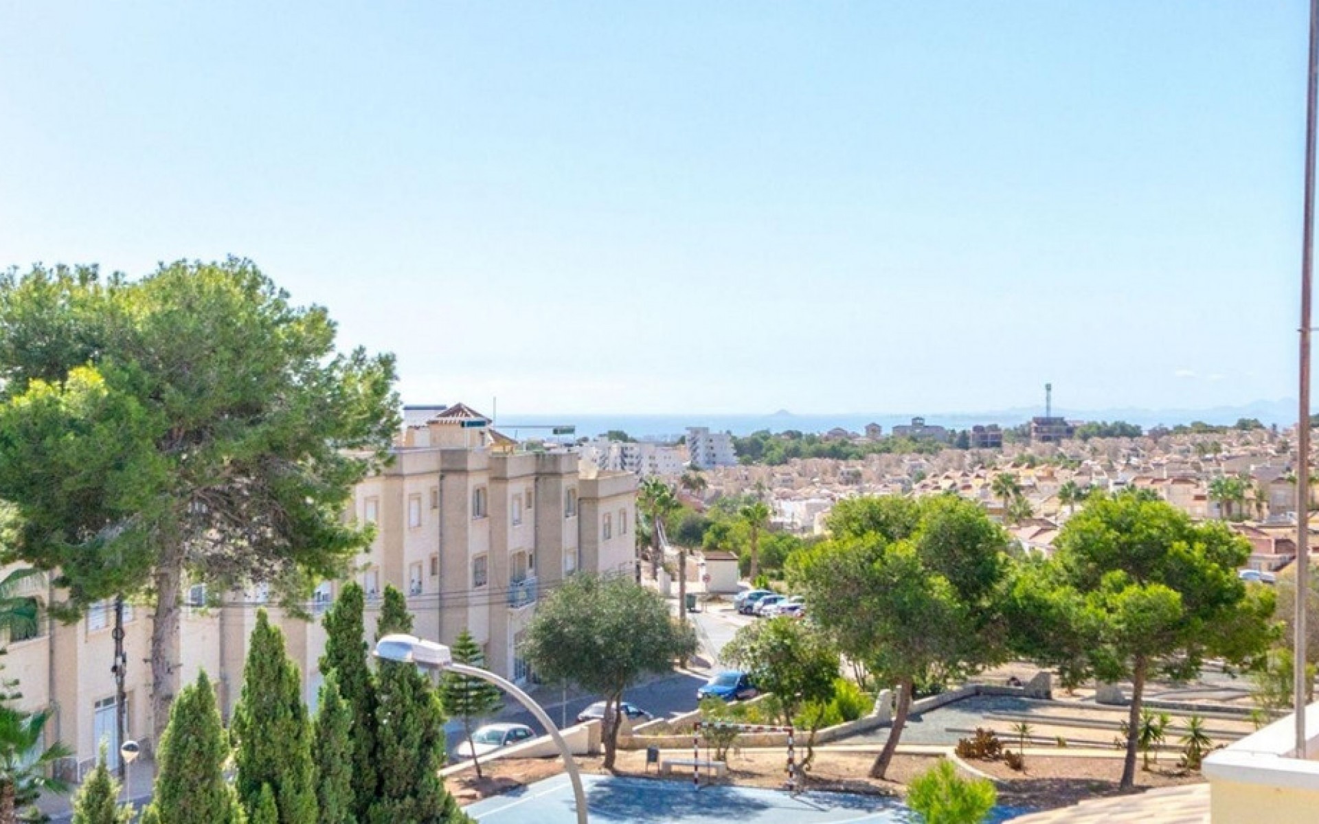 Resale - Villa - Villamartin