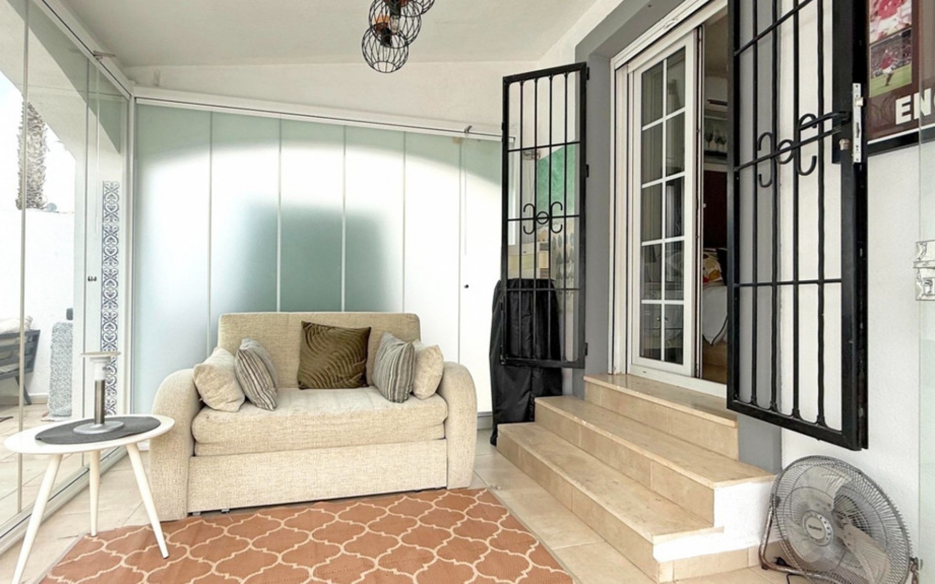 Resale - Villa - Villamartin