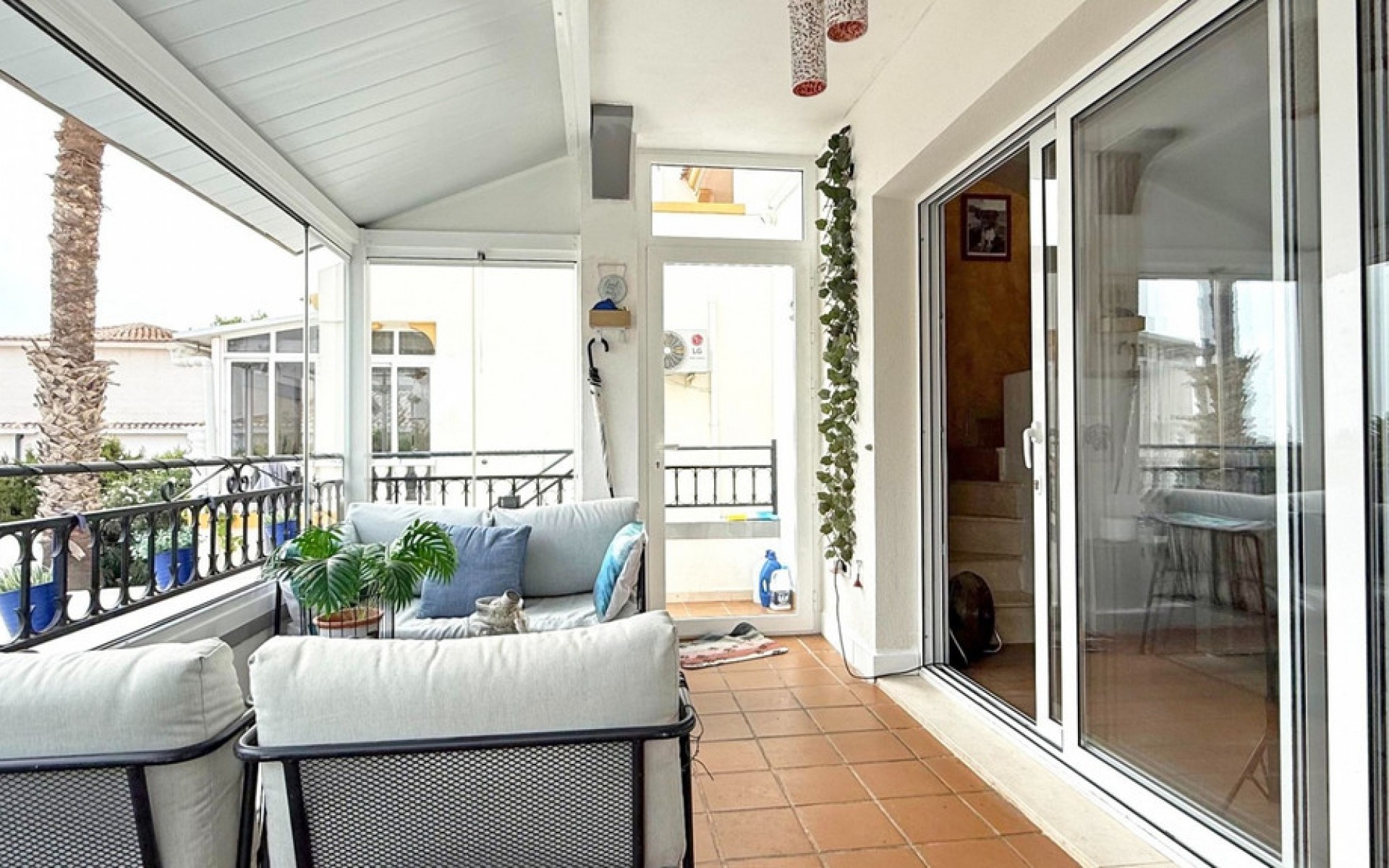 Resale - Villa - Villamartin