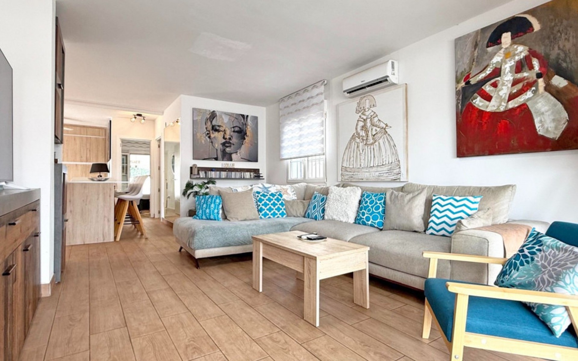 Resale - Villa - Villamartin