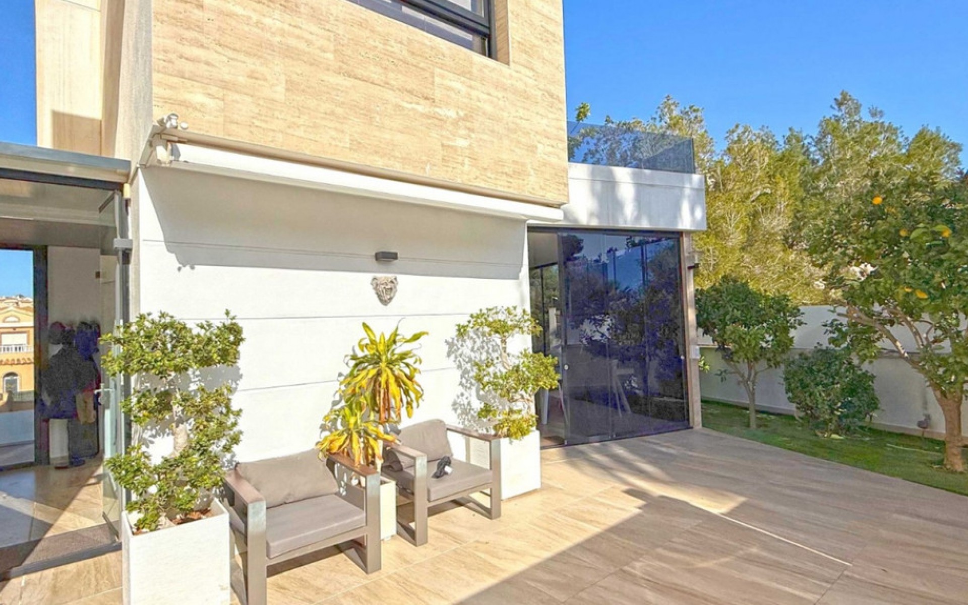 Resale - Villa - Villamartin