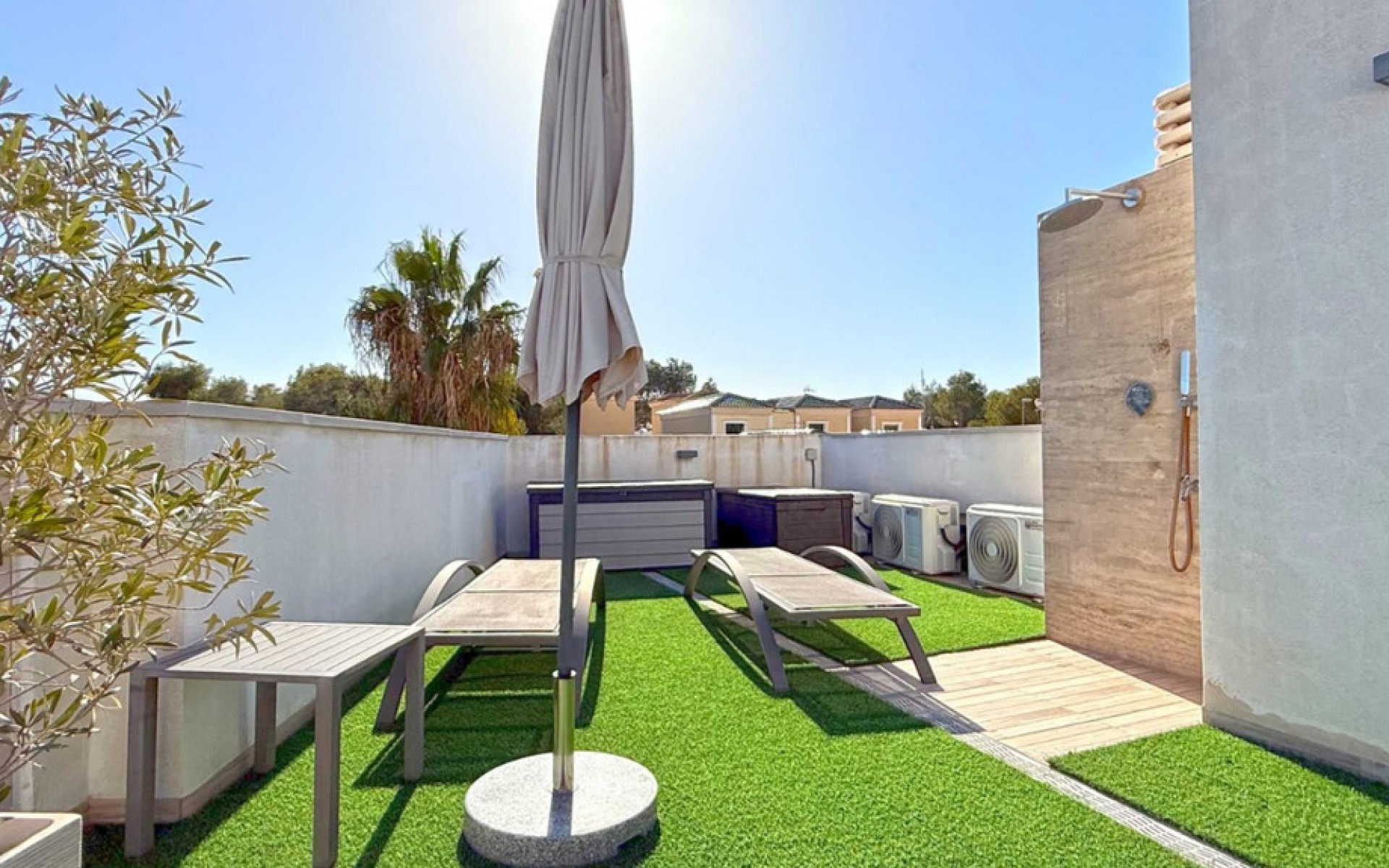 Resale - Villa - Villamartin