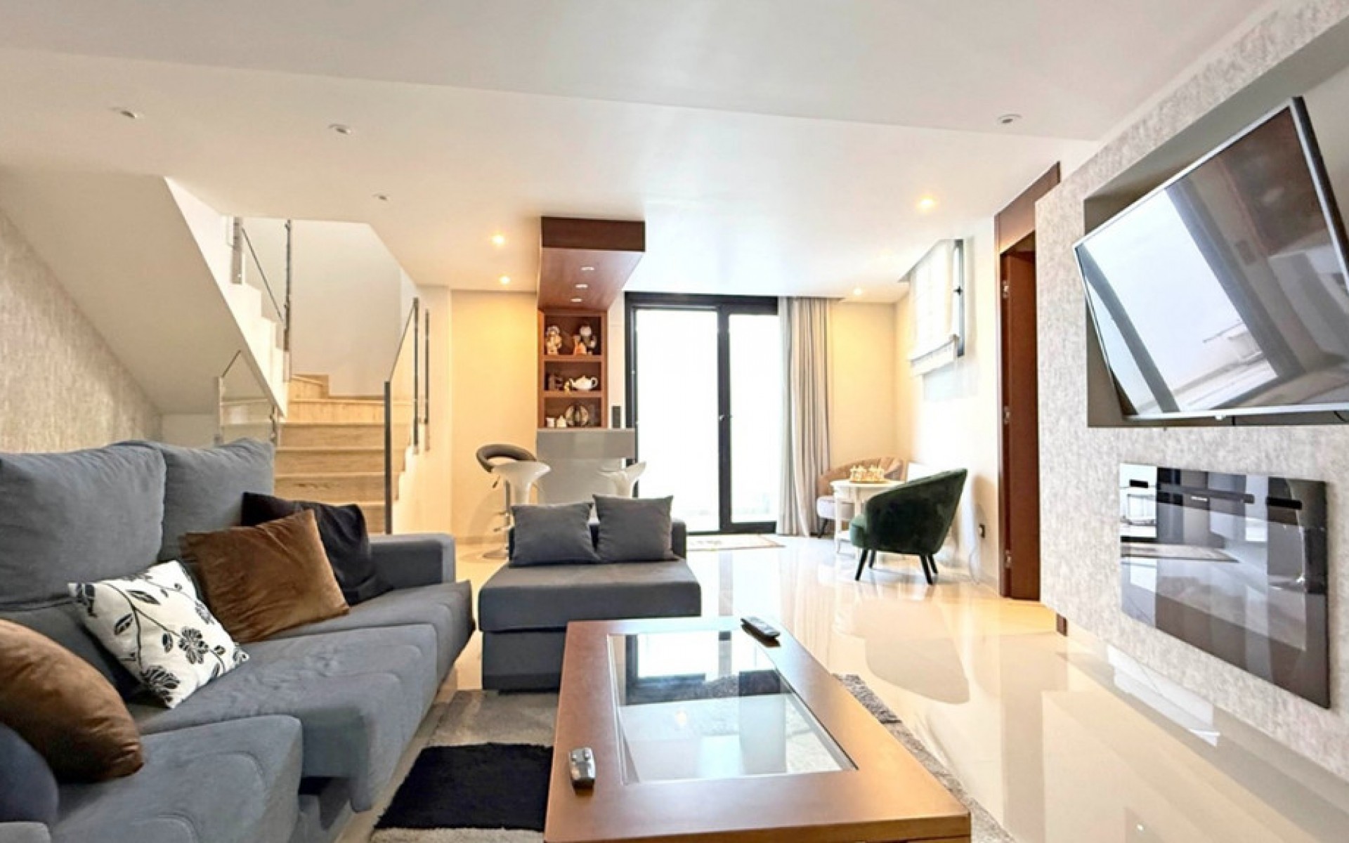 Resale - Villa - Villamartin