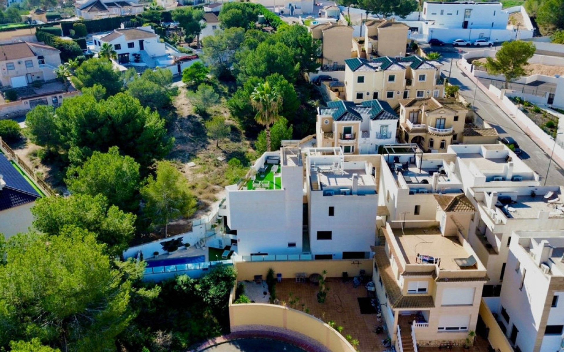 Resale - Villa - Villamartin