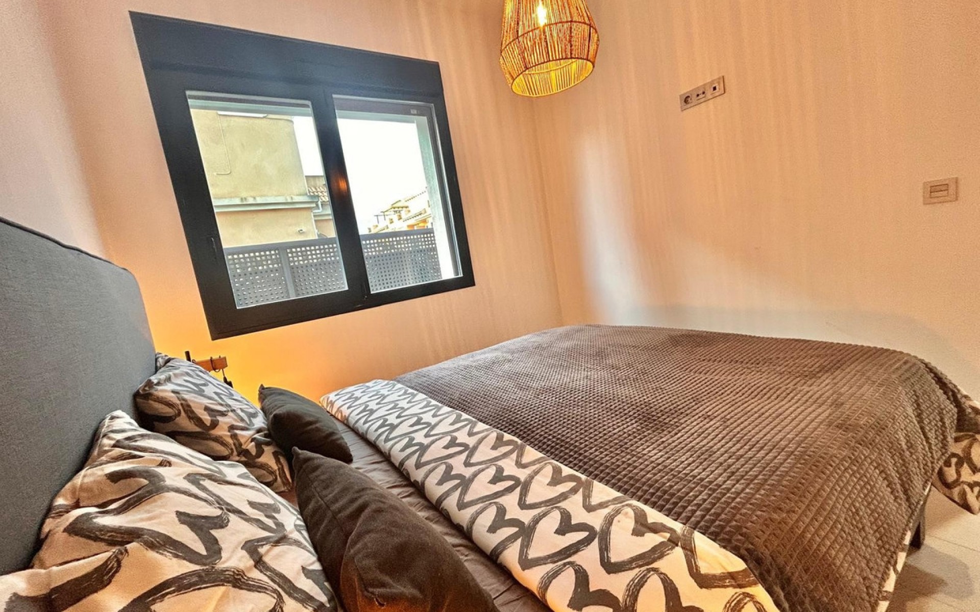 Resale - Villa - Villamartin