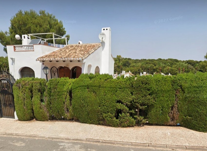 Resale - Villa - Villamartin