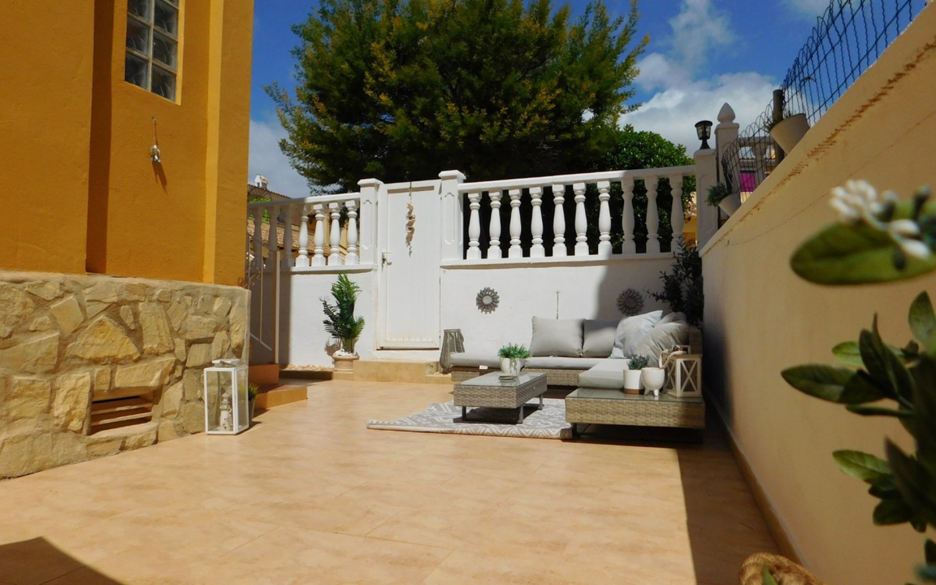 Resale - Villa - Villamartin