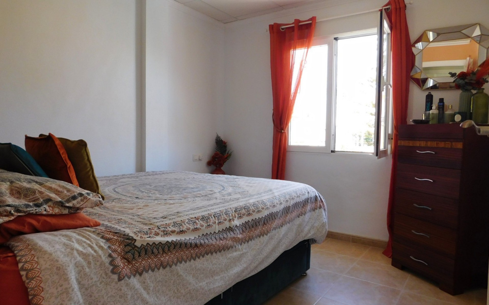 Resale - Villa - Villamartin