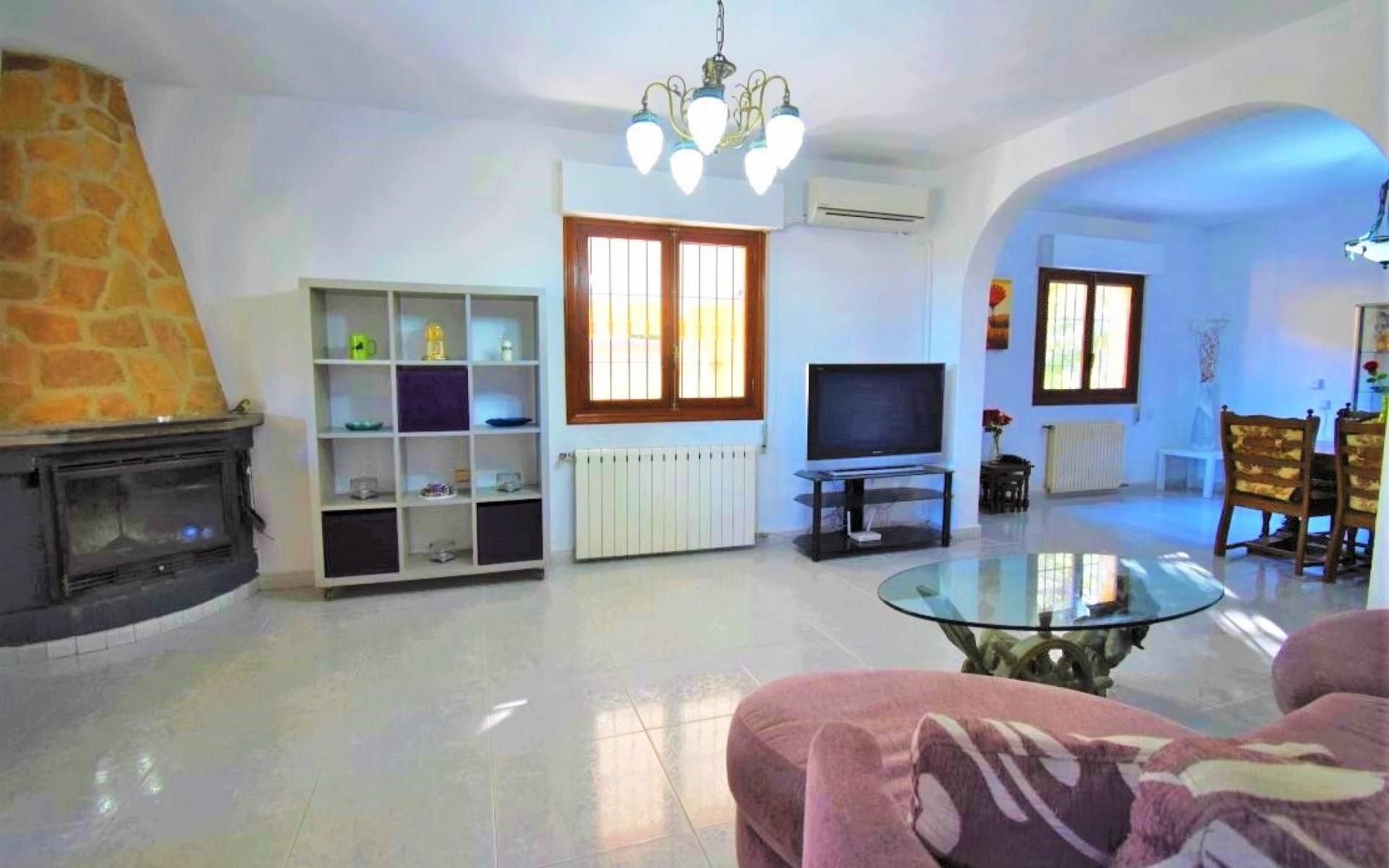 Resale - Villa - Villamartin
