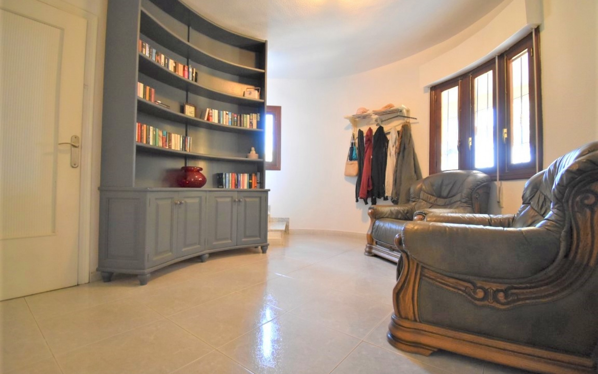 Resale - Villa - Villamartin