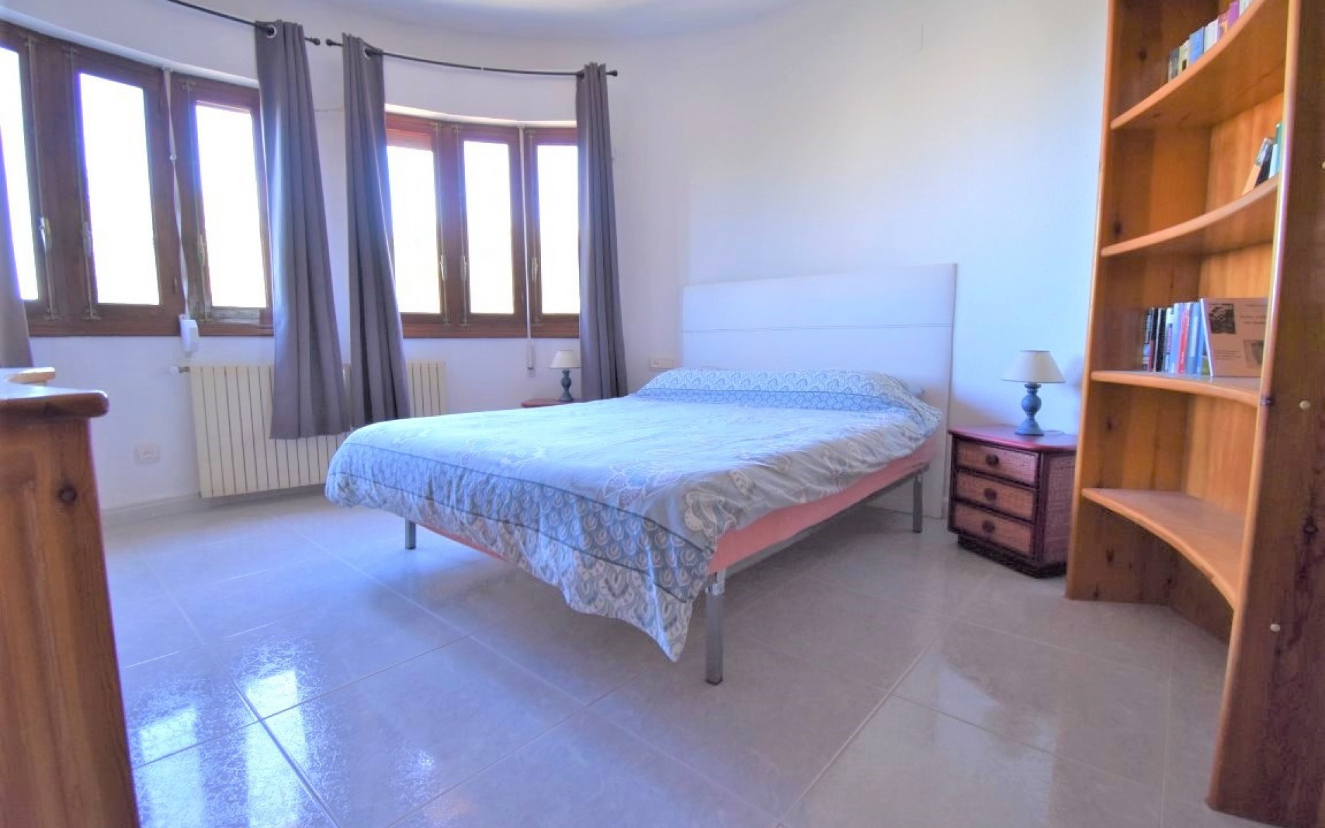 Resale - Villa - Villamartin