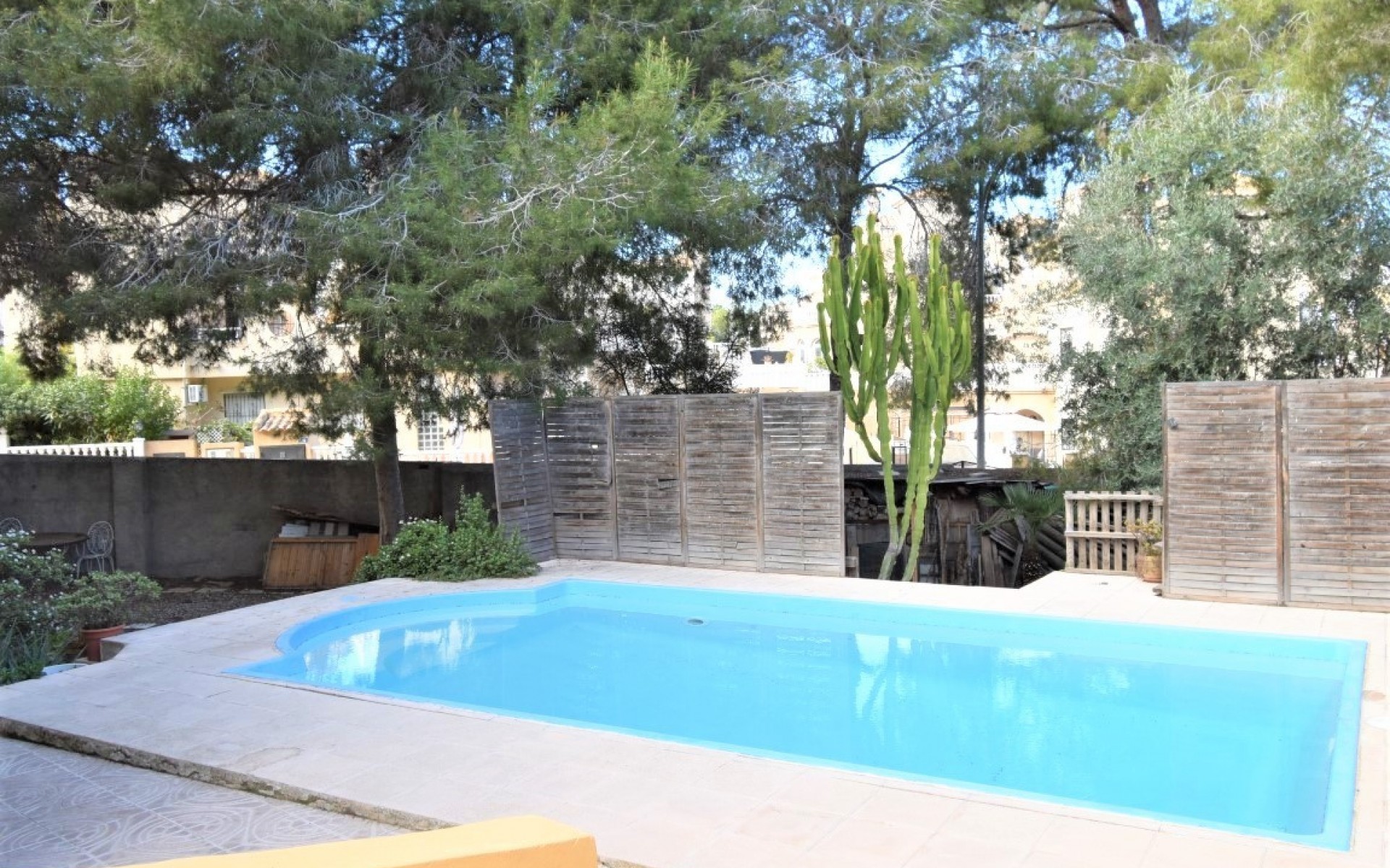 Resale - Villa - Villamartin