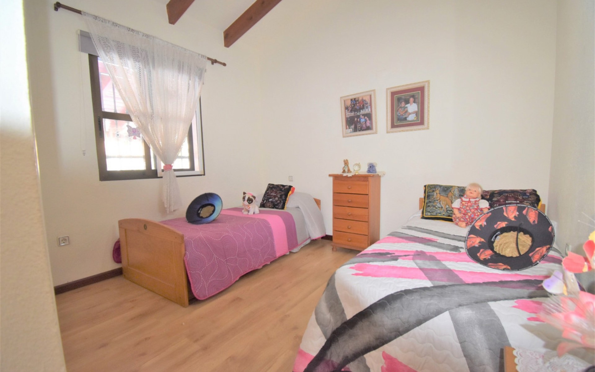 Resale - Villa - Villamartin
