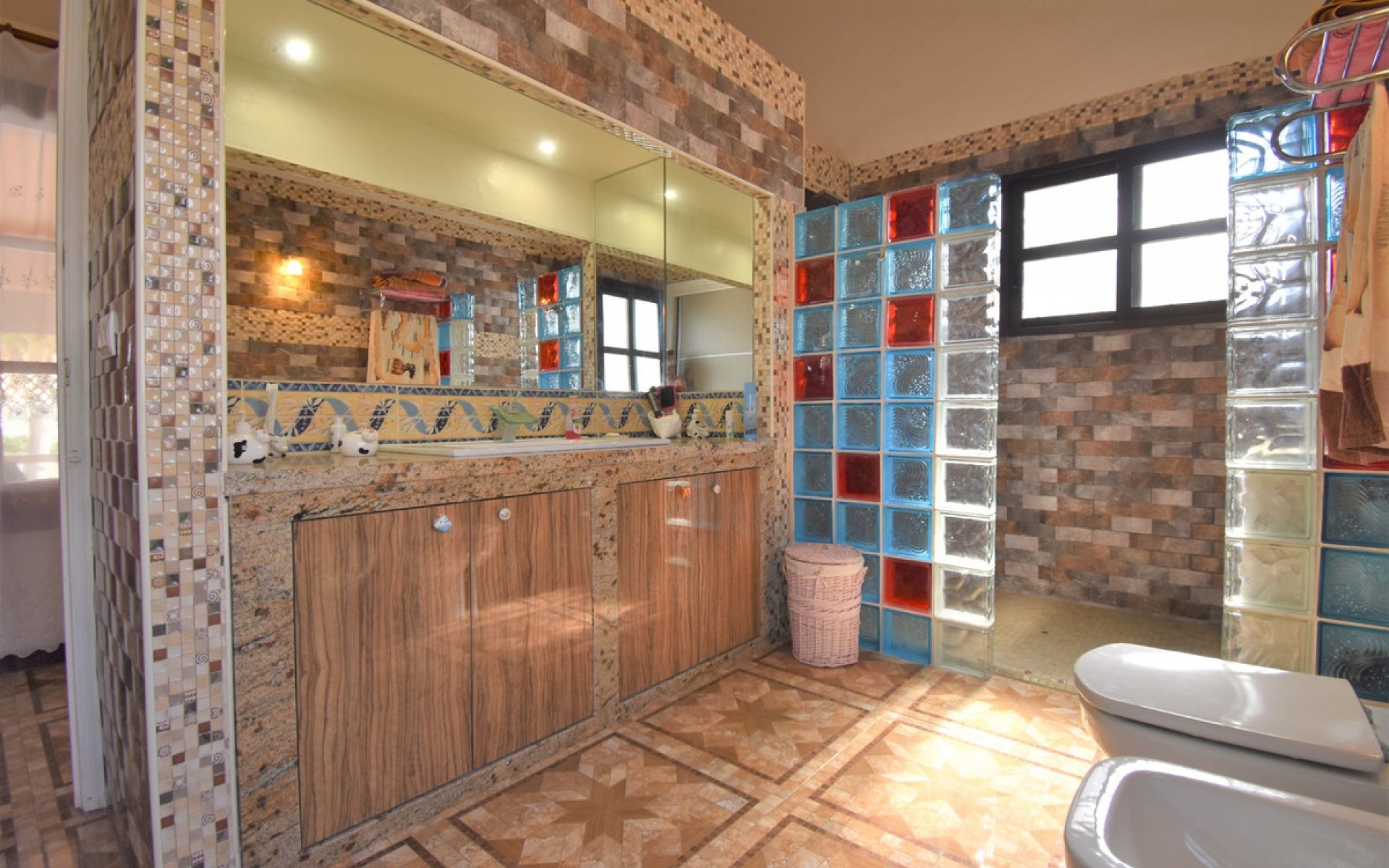 Resale - Villa - Villamartin