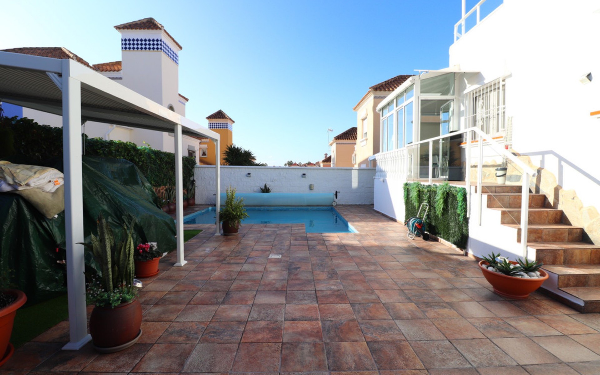 Resale - Villa - Villamartin