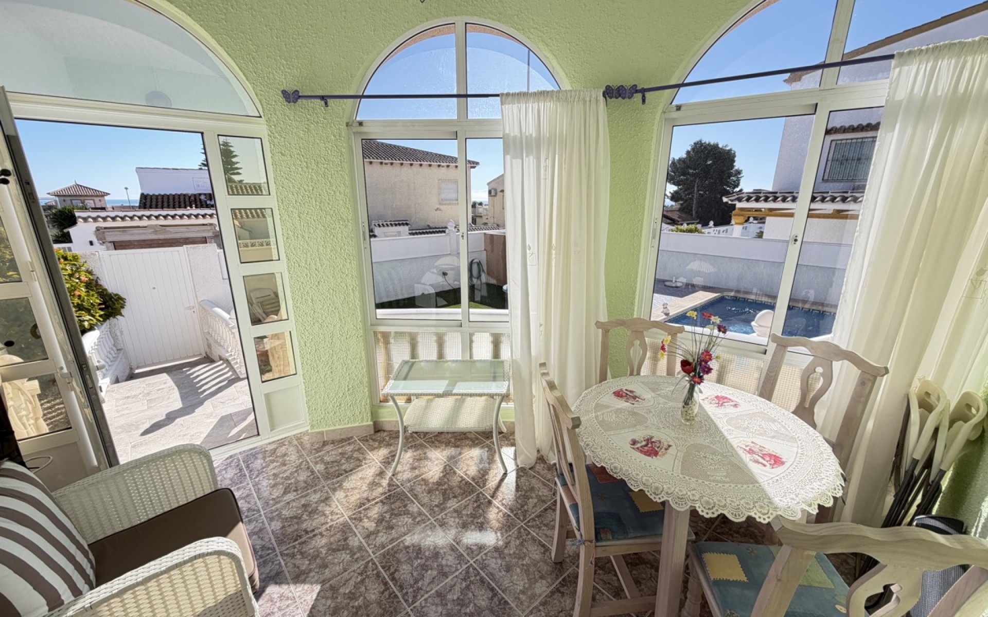Resale - Villa - Villamartin