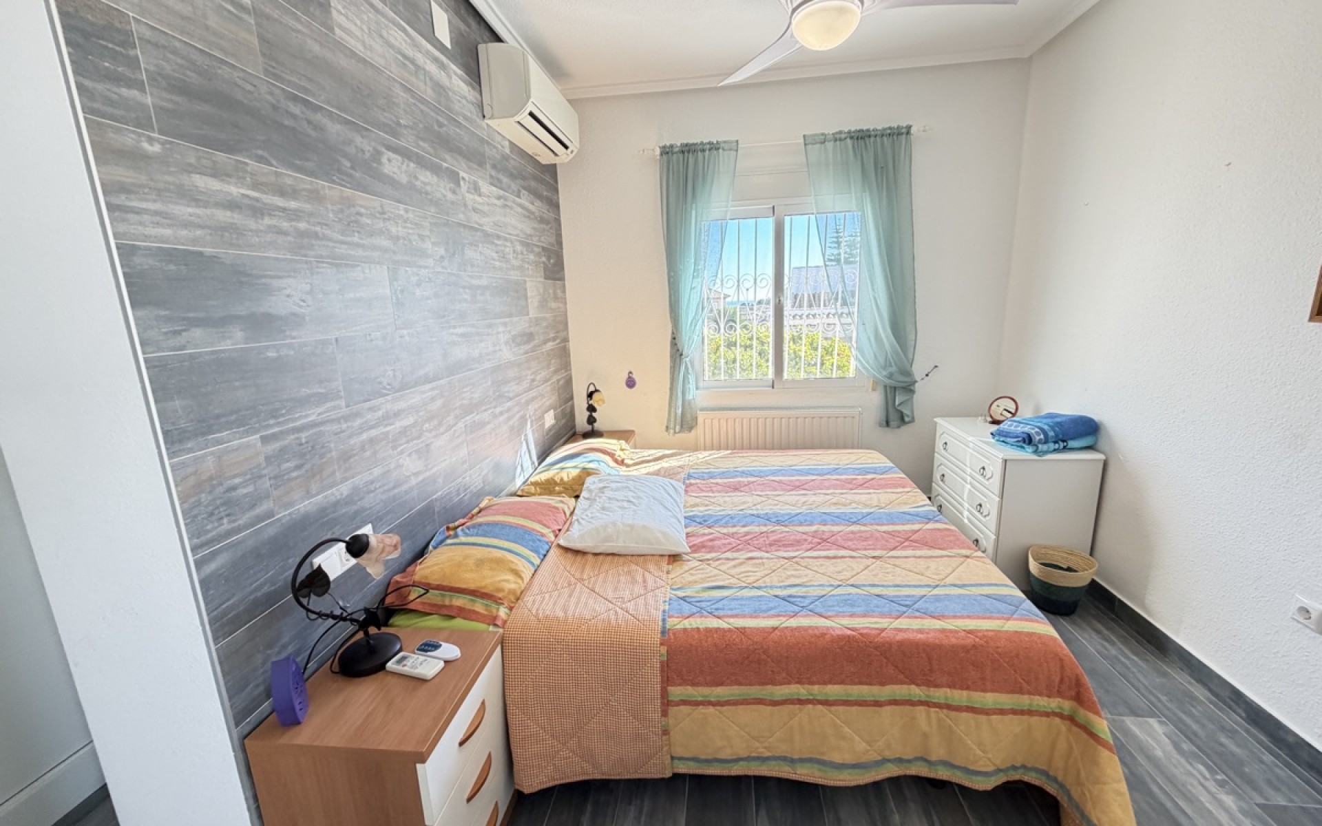 Resale - Villa - Villamartin