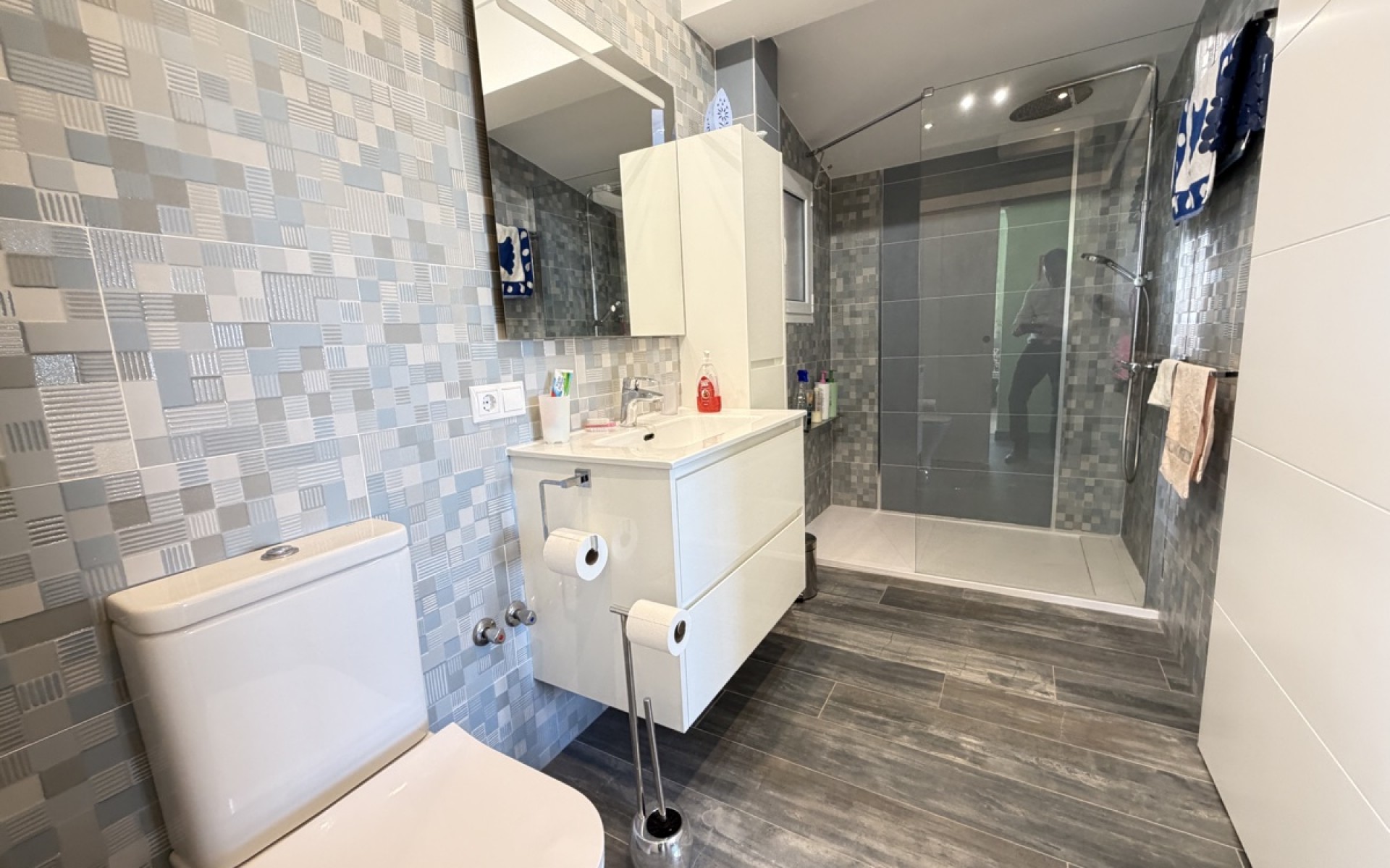 Resale - Villa - Villamartin